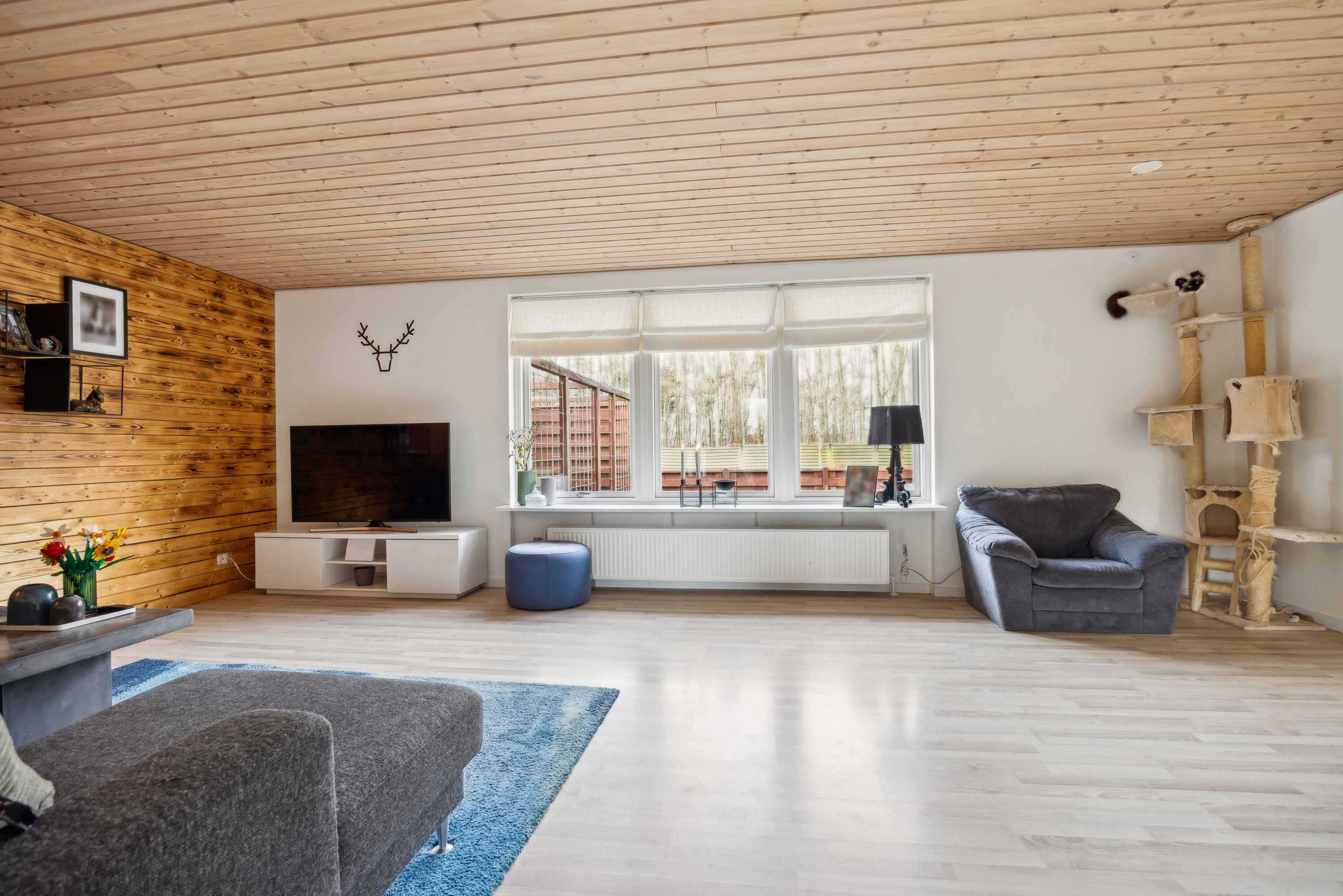 Fremhævet stue billede i fuldskærmstilstand. Billede af Nøddevej 39, Stae, 9310 Vodskov