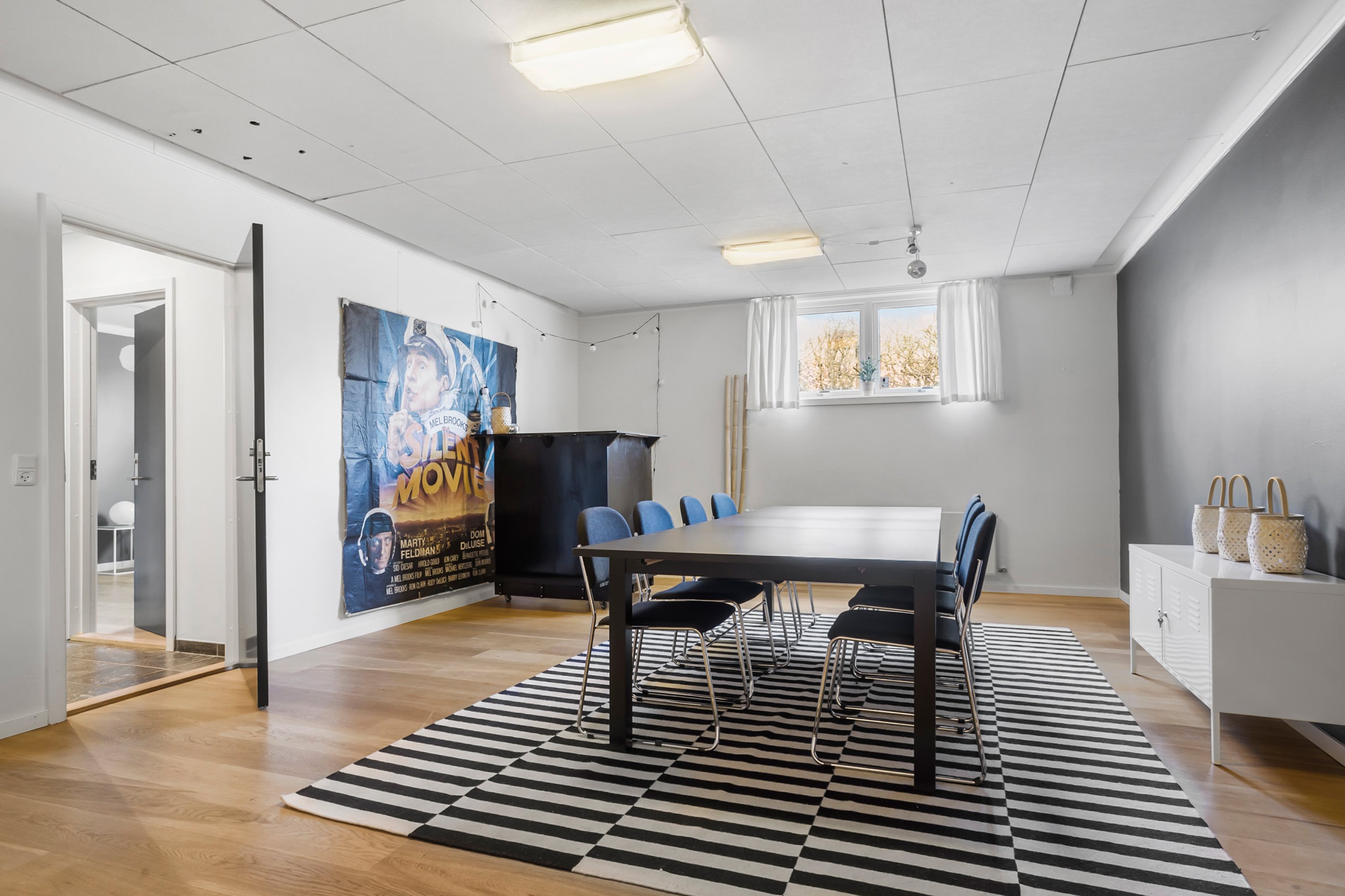 Fremhævet spisestue billede i fuldskærmstilstand. Billede af Vangevej 15, Askov, 6600 Vejen