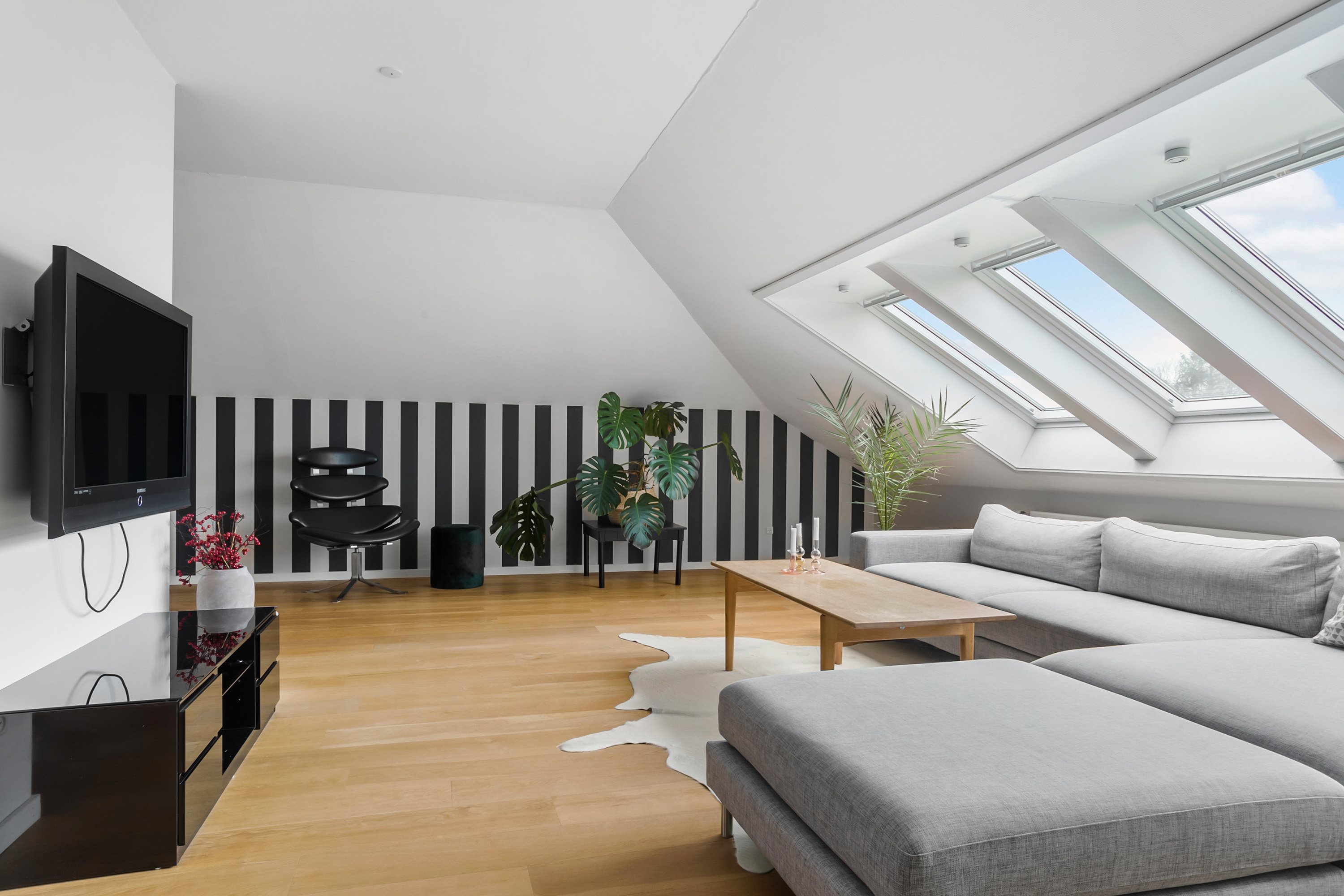 Fremhævet stue billede i fuldskærmstilstand. Billede af Vangevej 15, Askov, 6600 Vejen