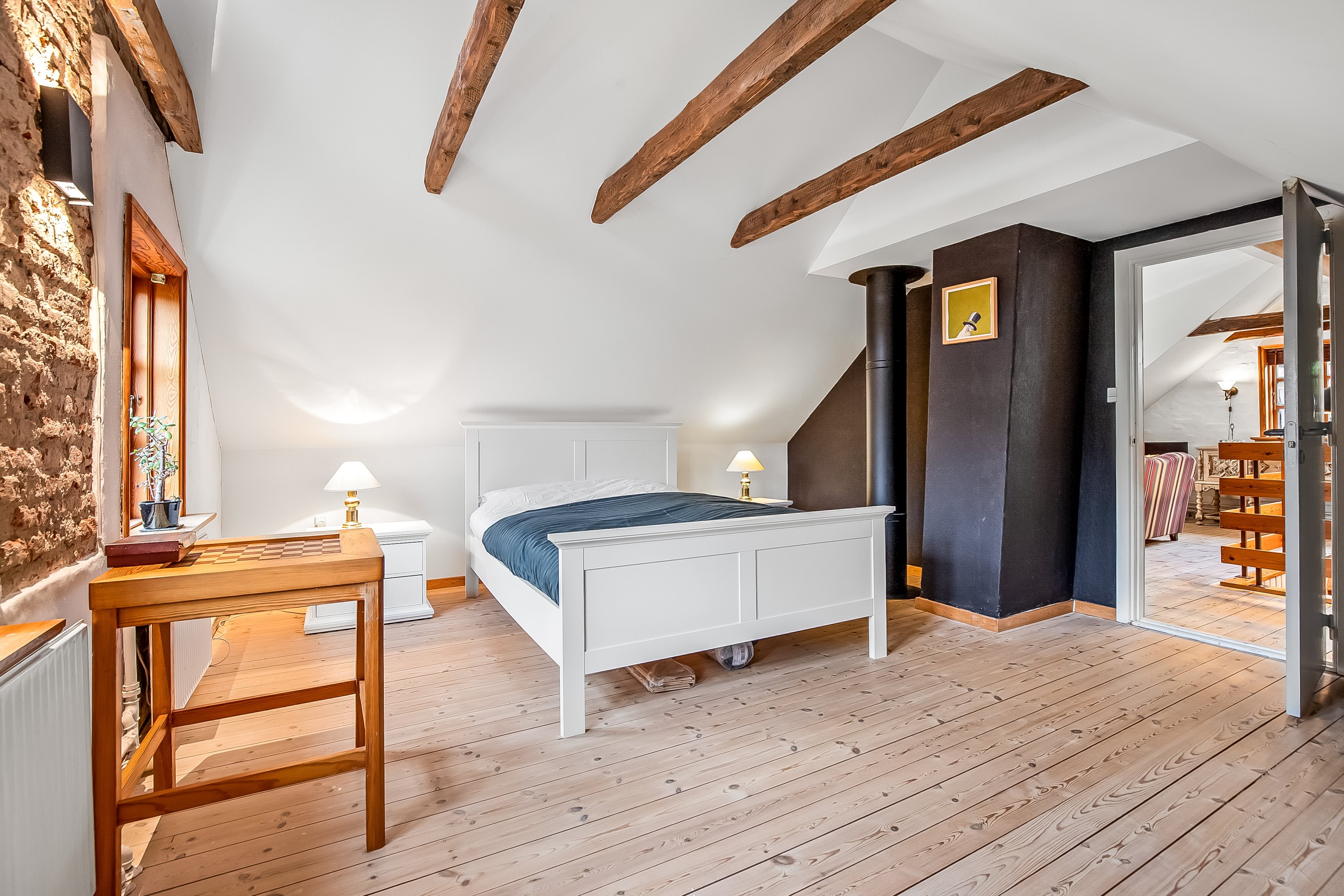 Fremhævet soveværelse billede i fuldskærmstilstand. Billede af Gøhlmannsvej 1, 6000 Kolding