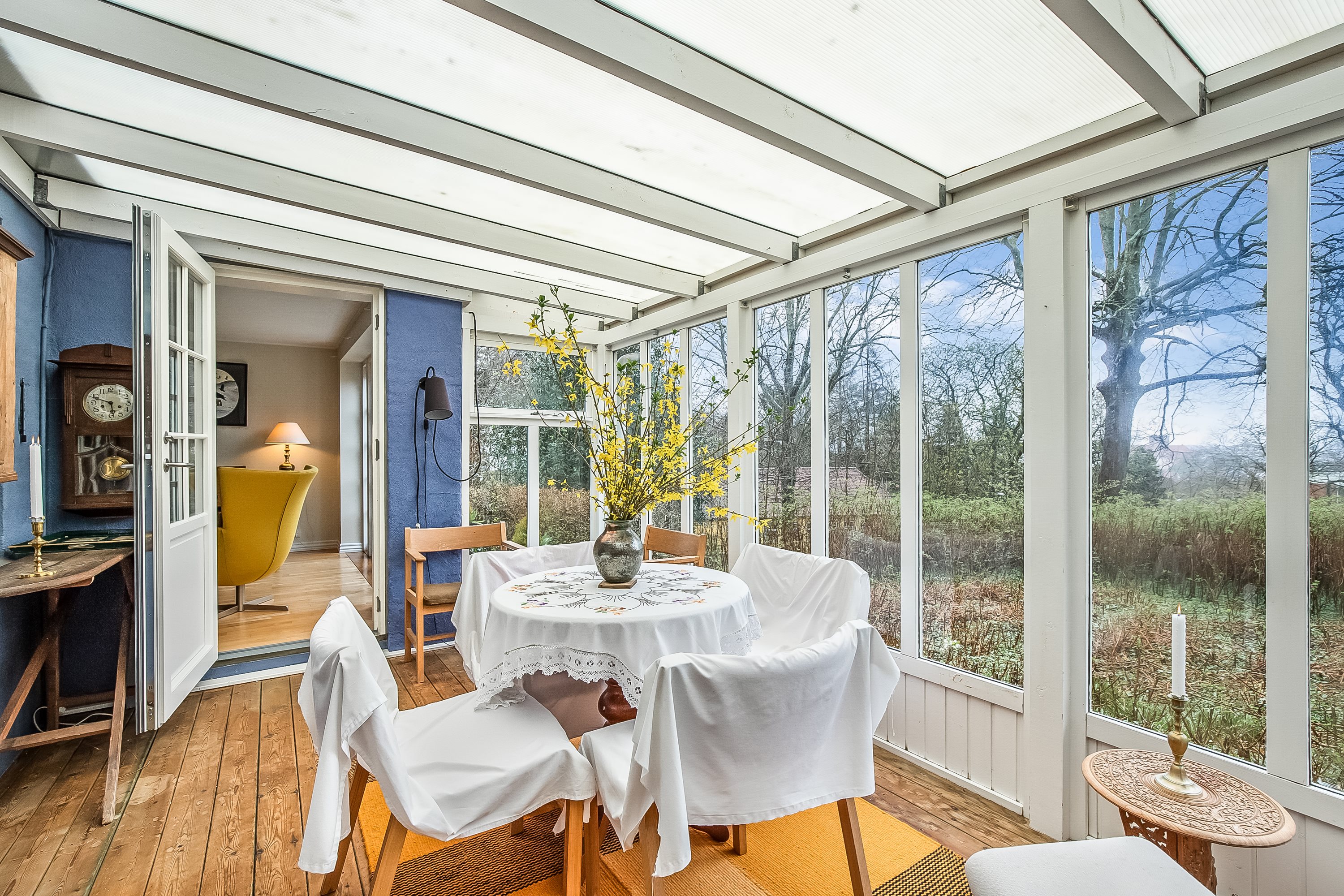 Fremhævet udestue billede i fuldskærmstilstand. Billede af Gøhlmannsvej 1, 6000 Kolding