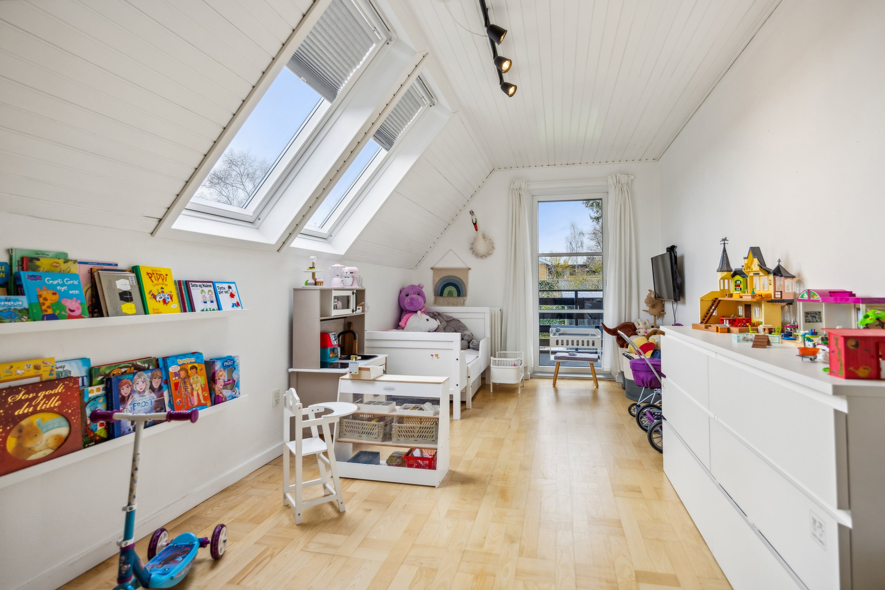 Fremhævet værelse billede i fuldskærmstilstand. Billede af Lindevej 2, 9460 Brovst