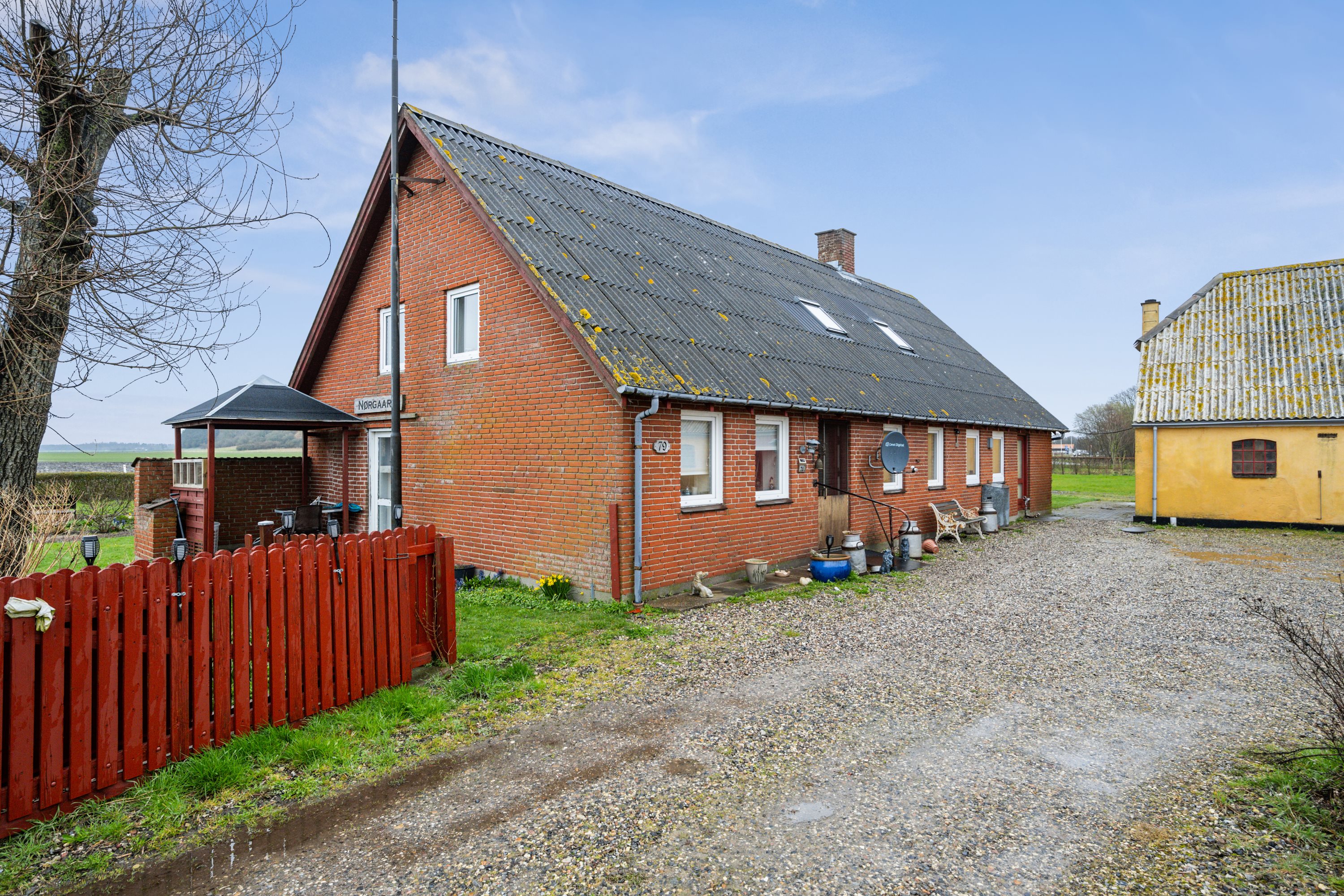 Fremhævet ejendommen billede i fuldskærmstilstand. Billede af Hadsundvej 79, Als, 9560 Hadsund