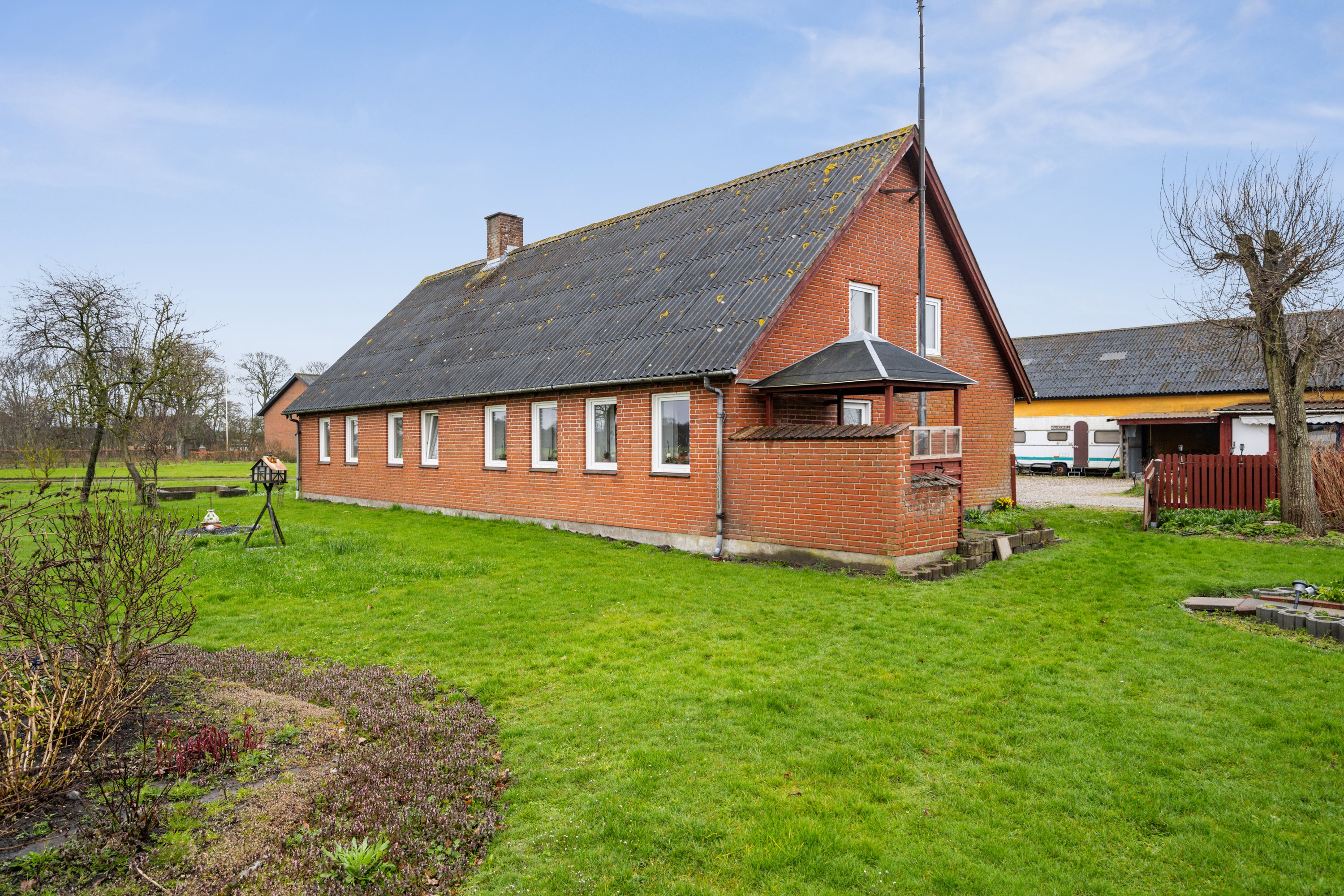 Fremhævet have billede i fuldskærmstilstand. Billede af Hadsundvej 79, Als, 9560 Hadsund