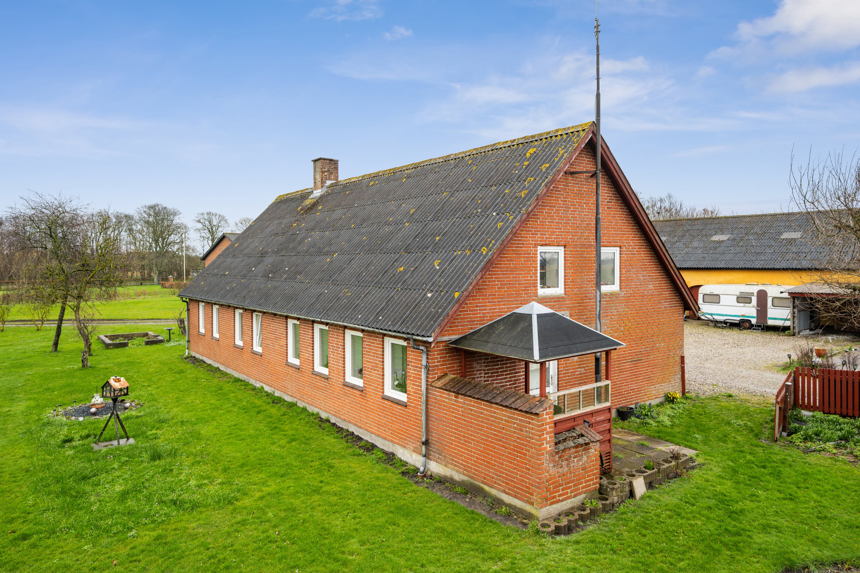 Fremhævet have billede i fuldskærmstilstand. Billede af Hadsundvej 79, Als, 9560 Hadsund