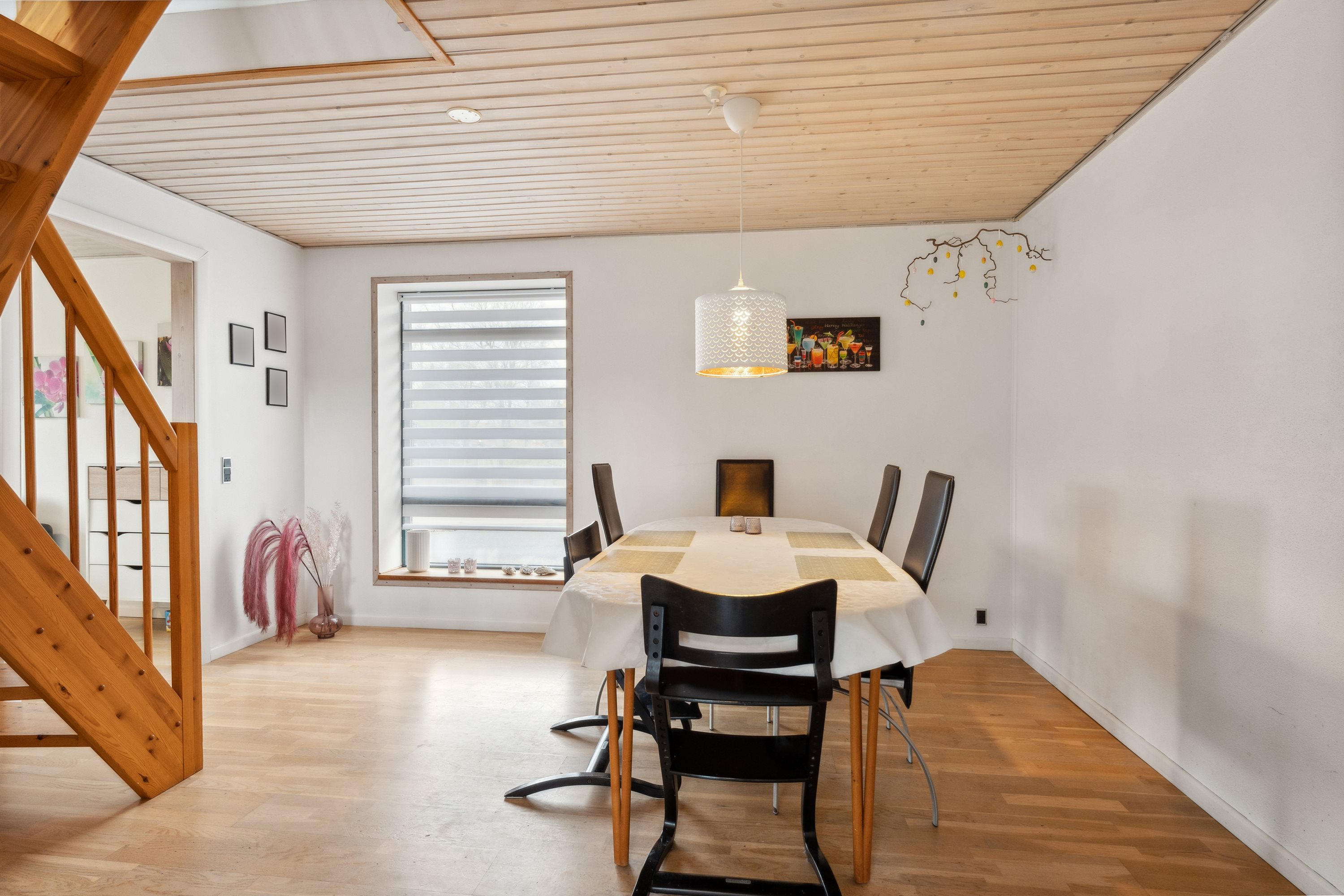 Fremhævet spisestue billede i fuldskærmstilstand. Billede af Brandstrupvej 12, 8840 Rødkærsbro