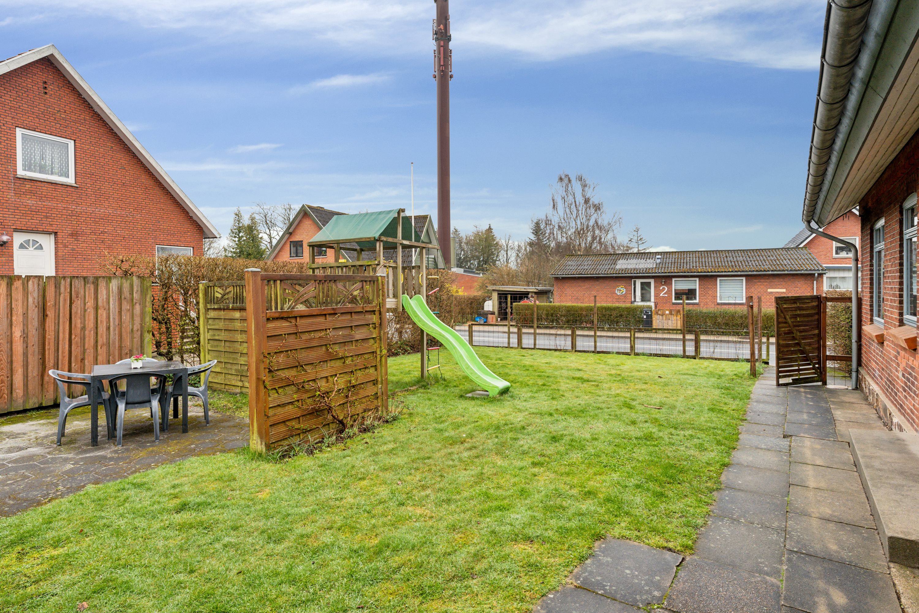 Fremhævet ejendommen billede i fuldskærmstilstand. Billede af Brandstrupvej 12, 8840 Rødkærsbro