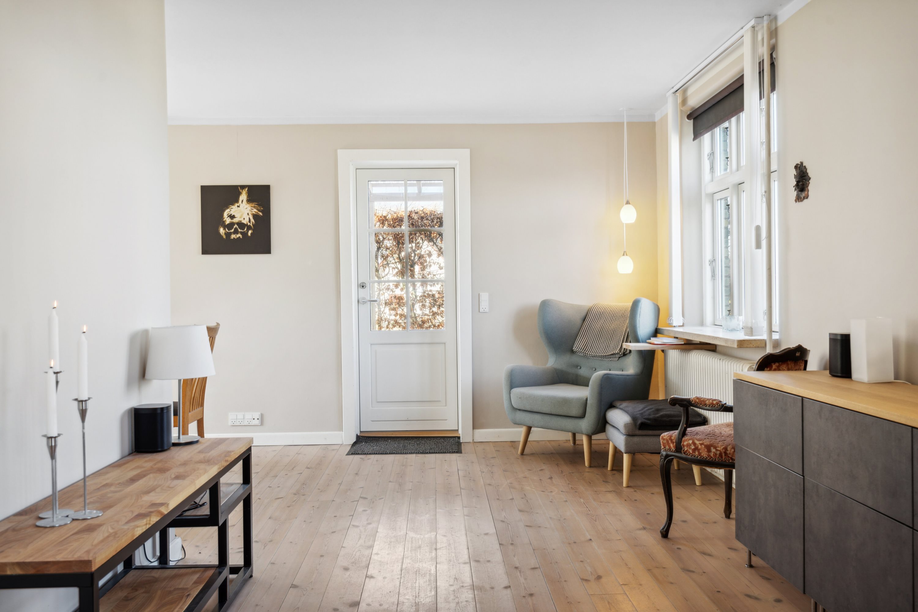 Fremhævet stue billede i fuldskærmstilstand. Billede af Lunde Bygade 53, Øster Lunde, 5450 Otterup