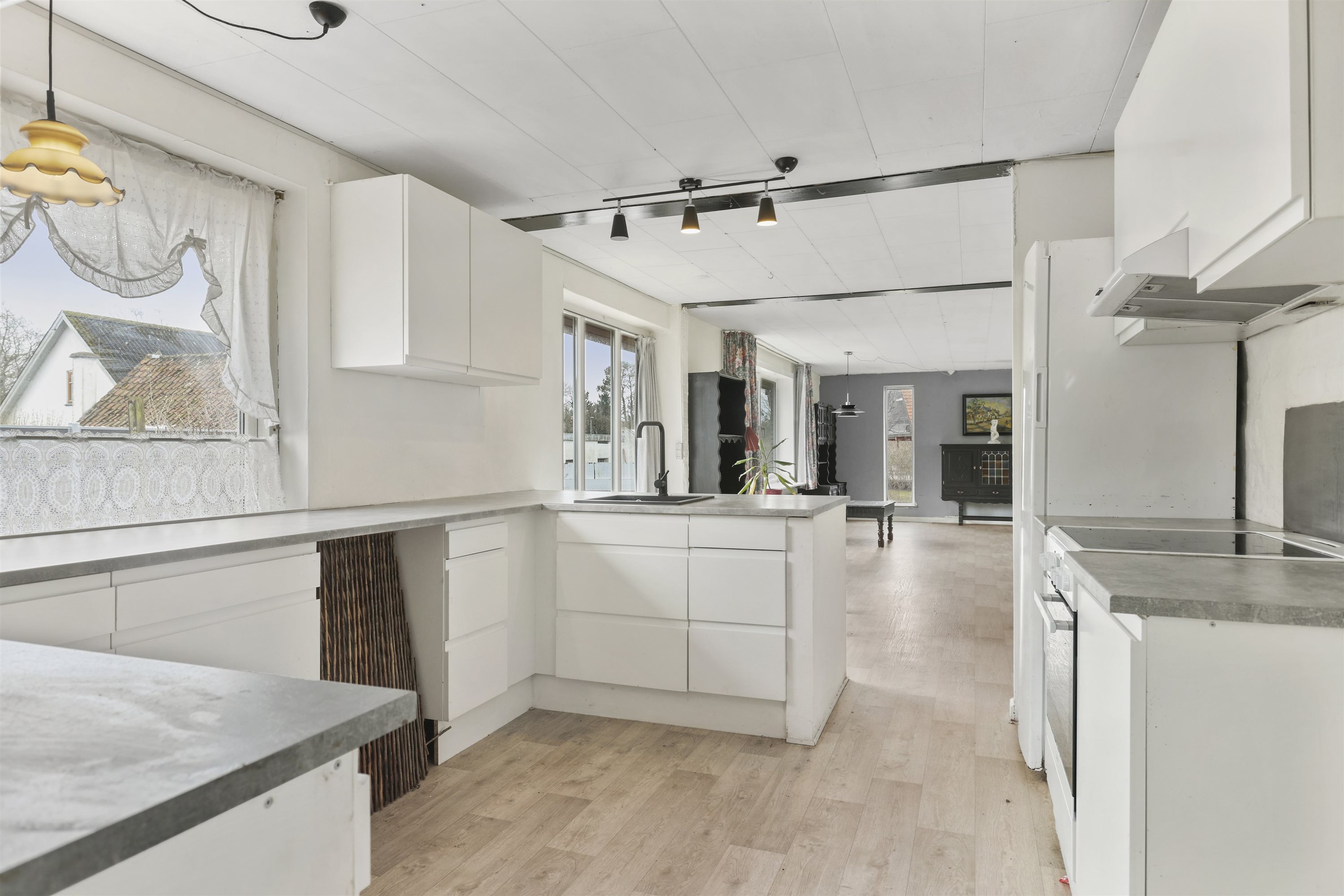 Fremhævet køkken billede i fuldskærmstilstand. Billede af Klydevej 8A, Voerså, 9300 Sæby