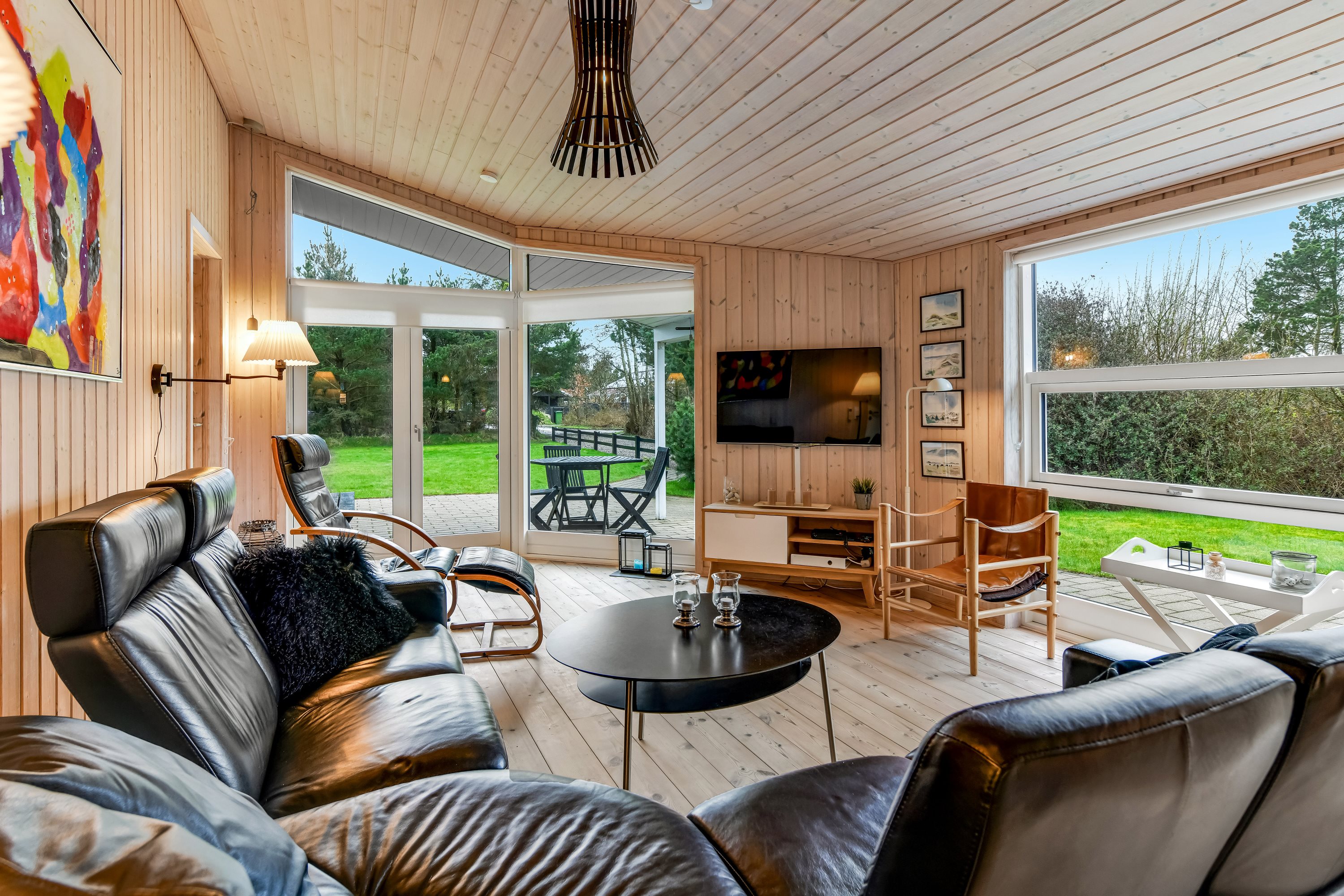 Fremhævet stue billede i fuldskærmstilstand. Billede af Grønnevænget 18, 6857 Blåvand