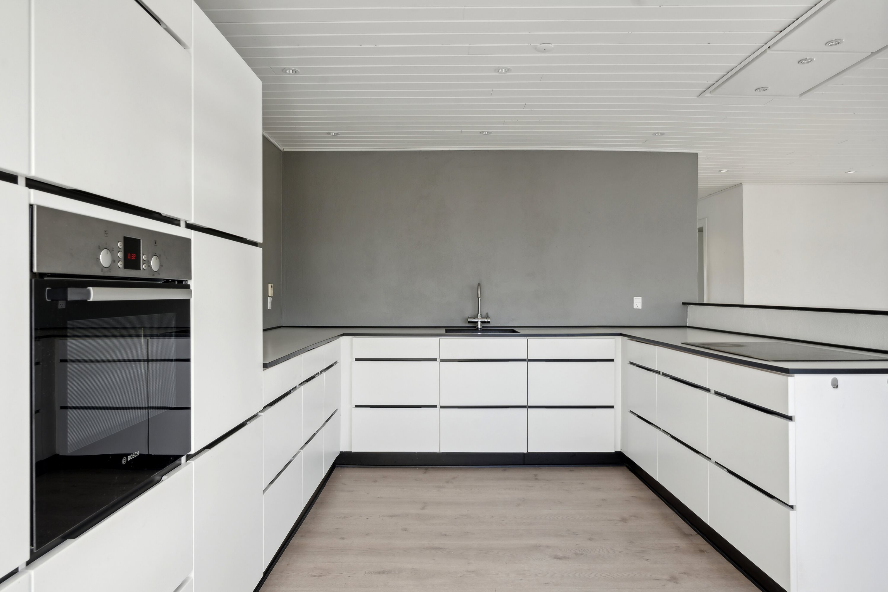 Fremhævet køkken billede i fuldskærmstilstand. Billede af Sportsvej 16, 8600 Silkeborg