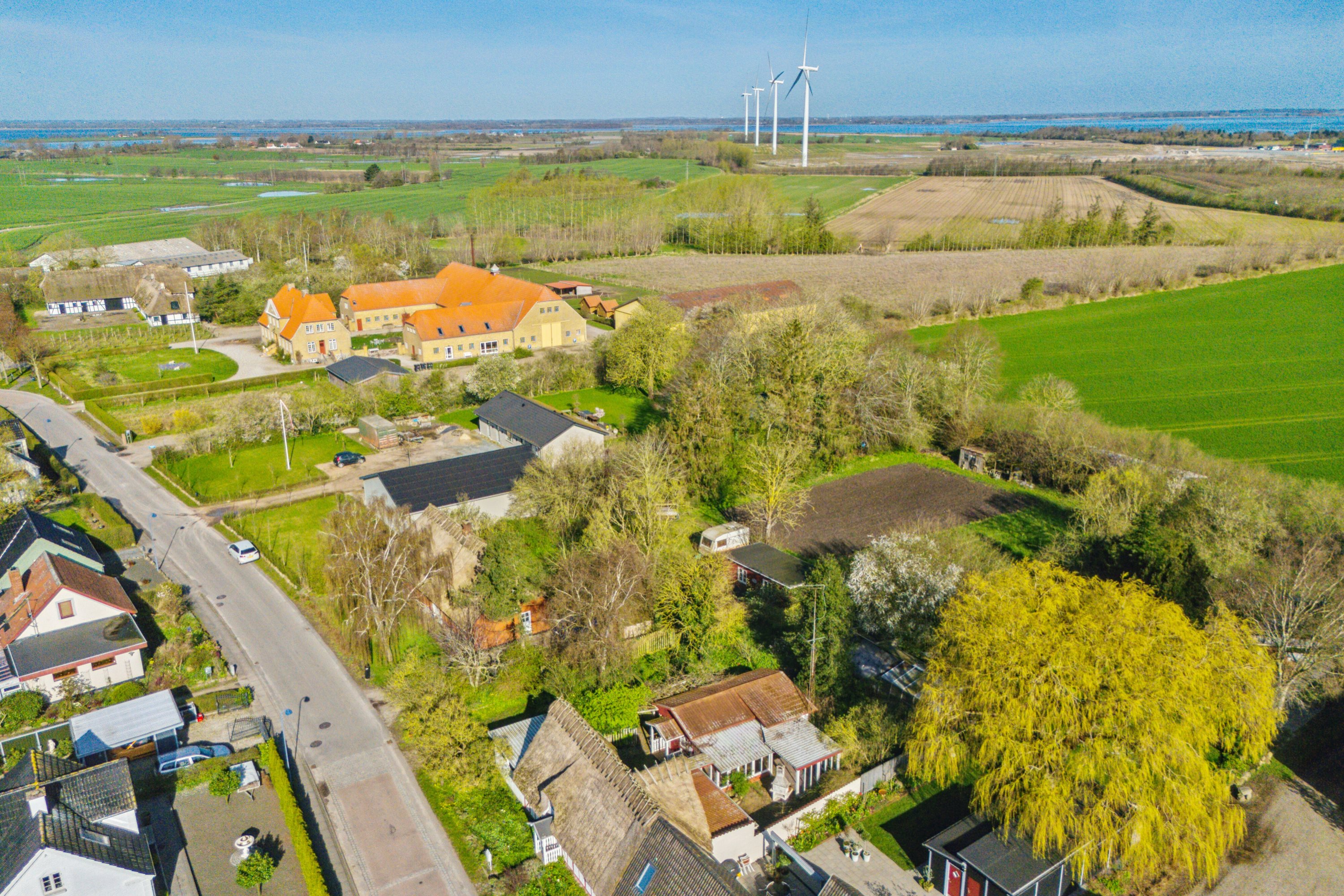 Fremhævet luftfoto billede i fuldskærmstilstand. Billede af Dræbyvej 11, 5330 Munkebo