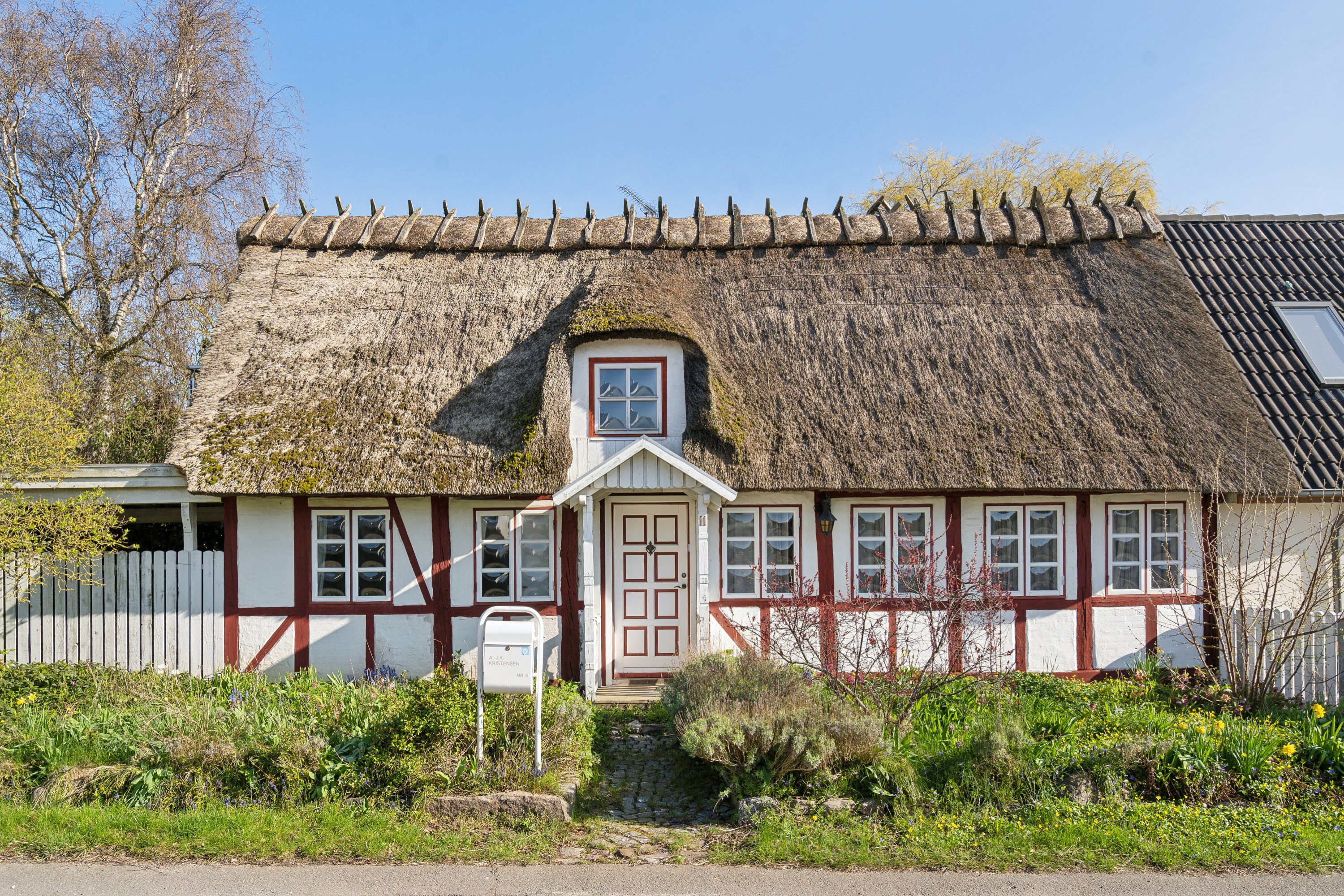 Fremhævet udendørs billede i fuldskærmstilstand. Billede af Dræbyvej 11, 5330 Munkebo