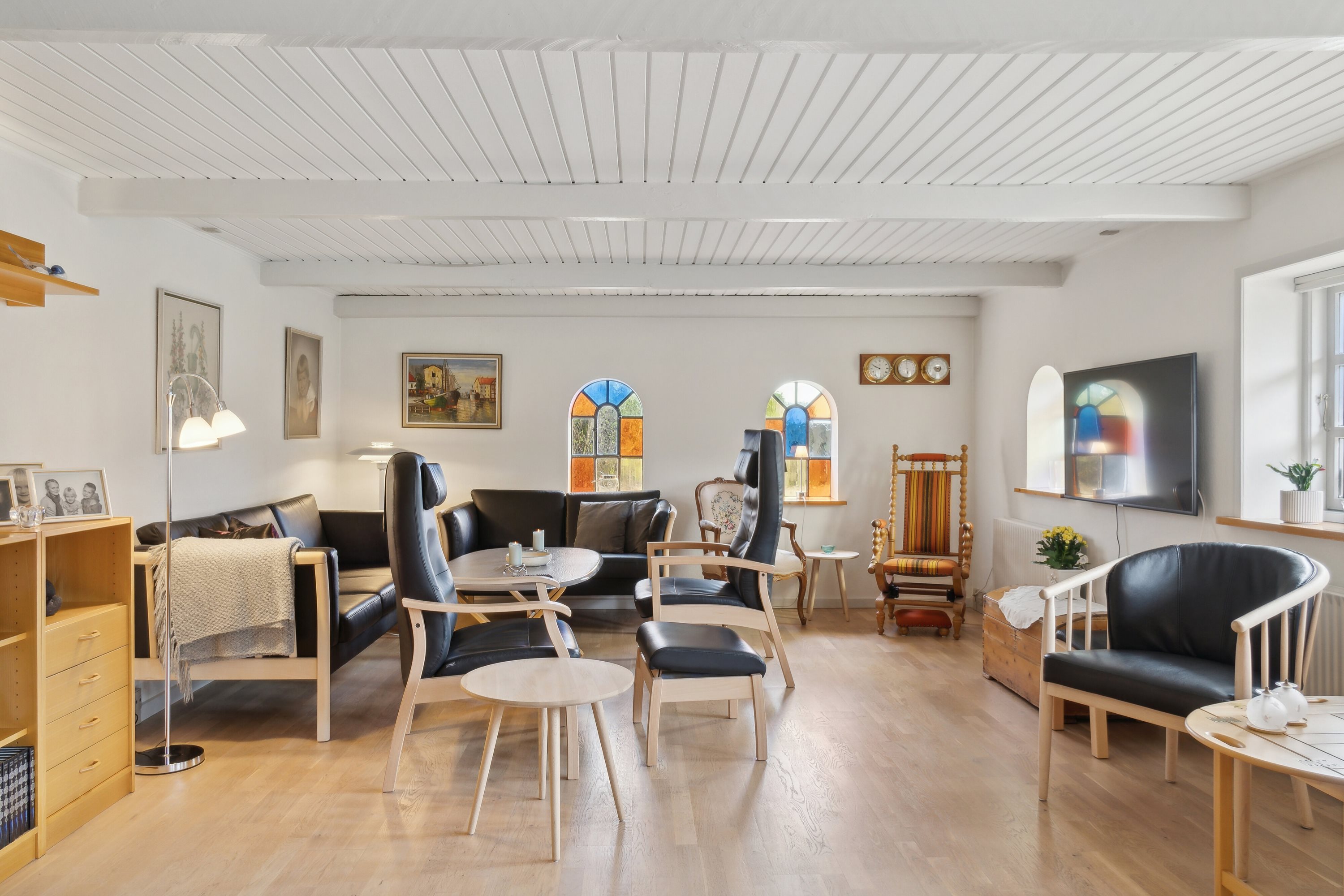 Fremhævet stue billede i fuldskærmstilstand. Billede af Lundevej 1, Lunde, 5771 Stenstrup