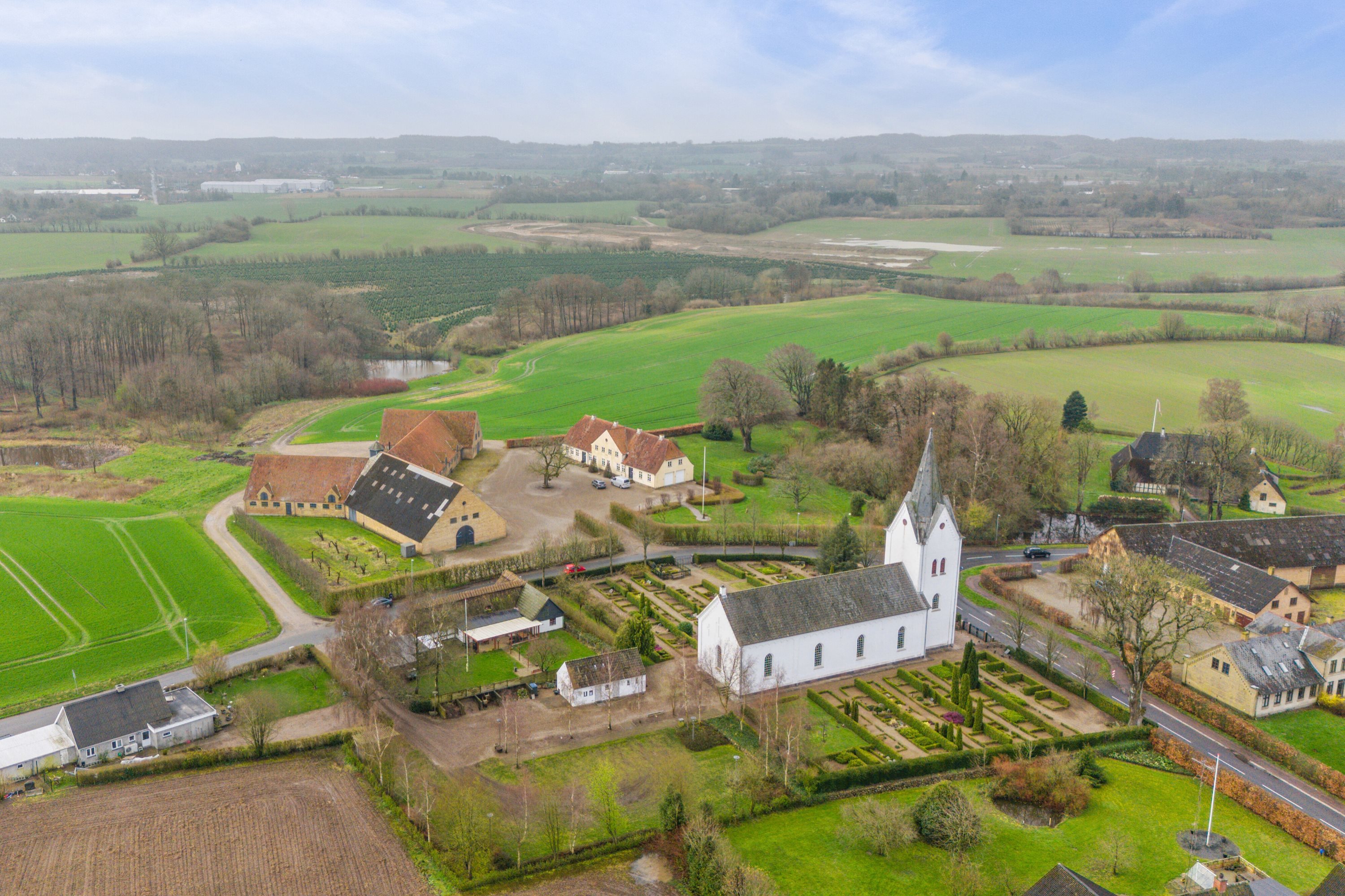 Fremhævet luftfoto billede i fuldskærmstilstand. Billede af Lundevej 1, Lunde, 5771 Stenstrup