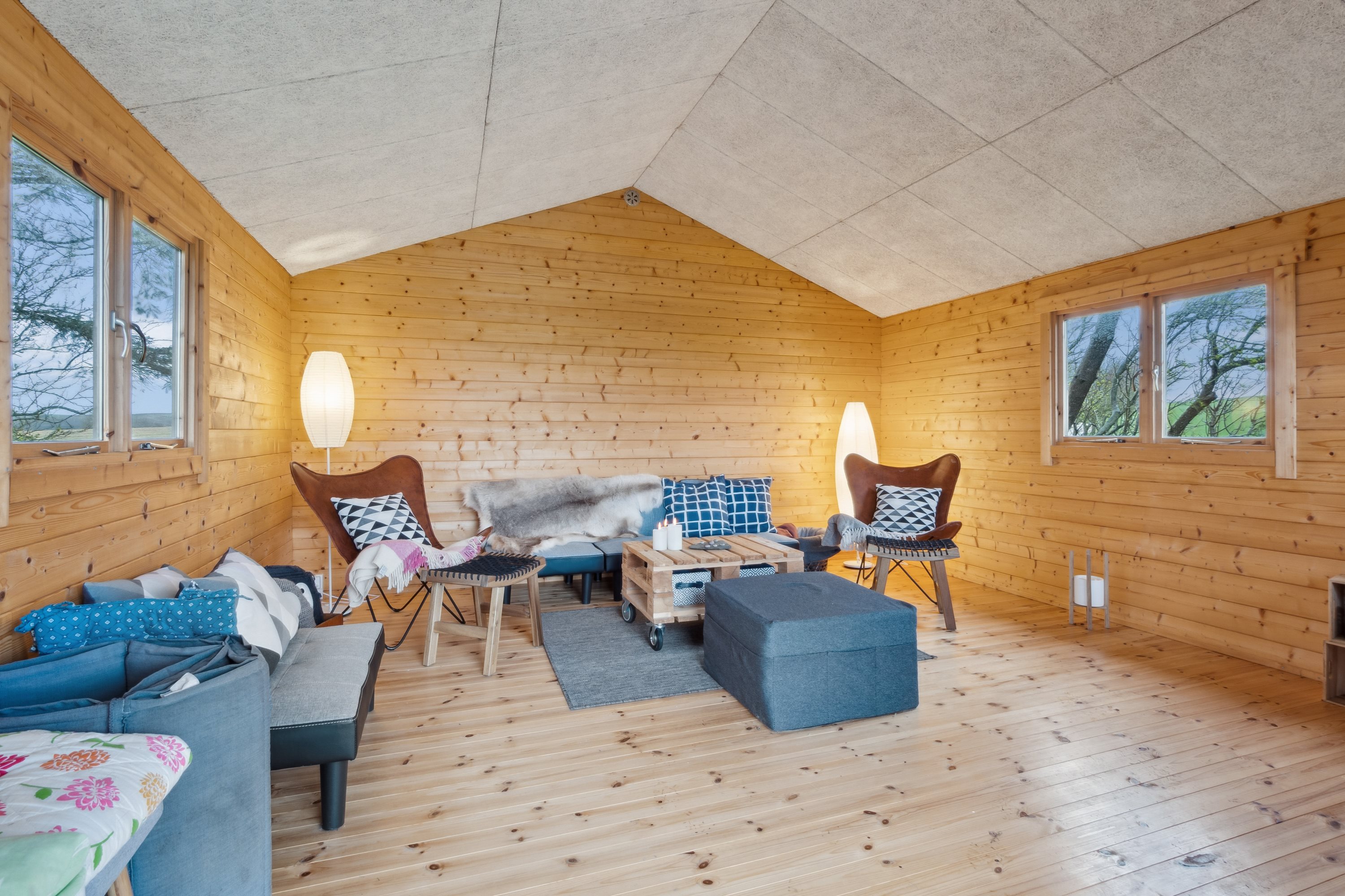 Fremhævet stue billede i fuldskærmstilstand. Billede af Nordmorsvej 49, Bjergby, 7950 Erslev