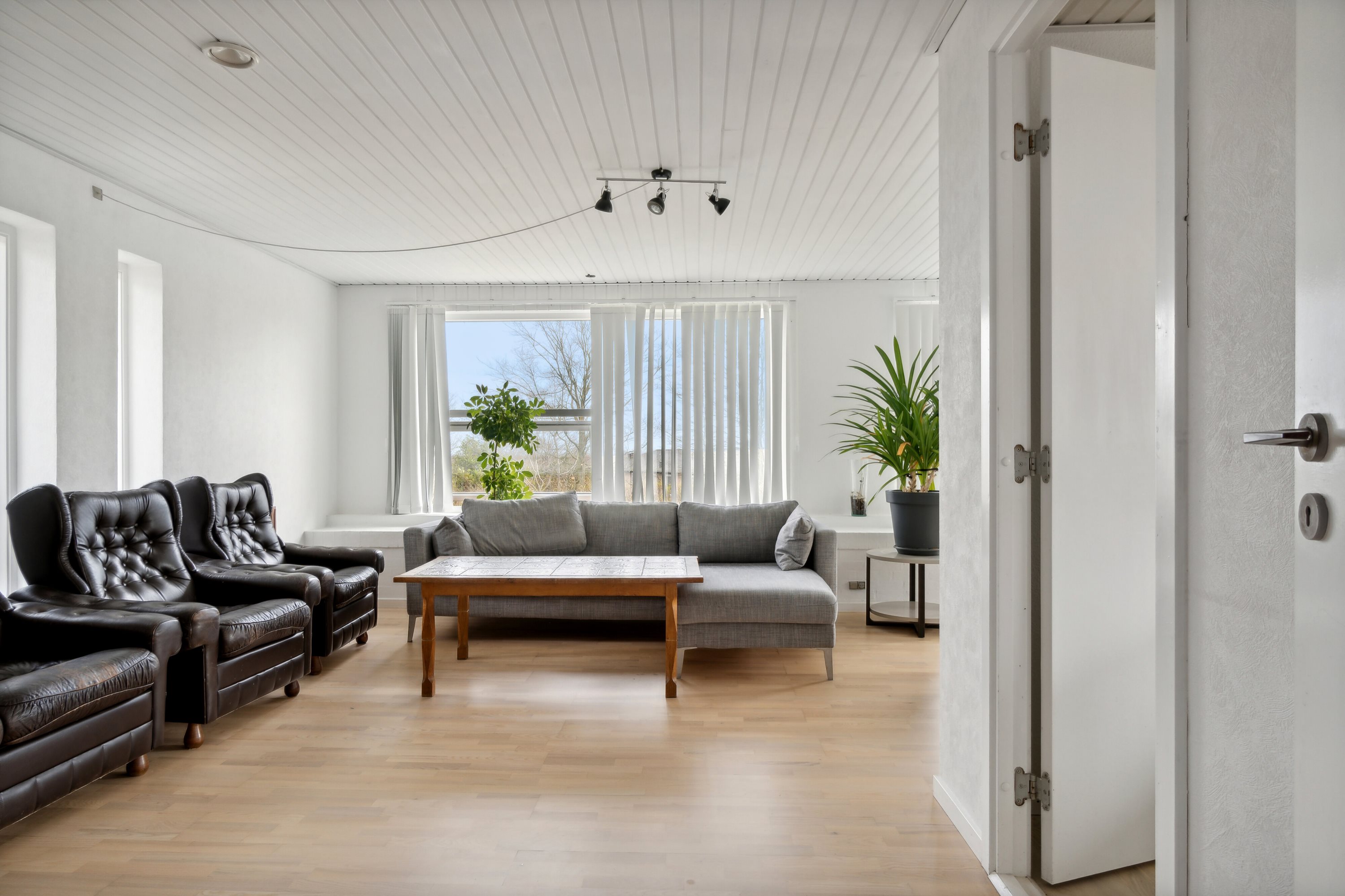 Fremhævet stue billede i fuldskærmstilstand. Billede af Skagensvej 87B, 9800 Hjørring