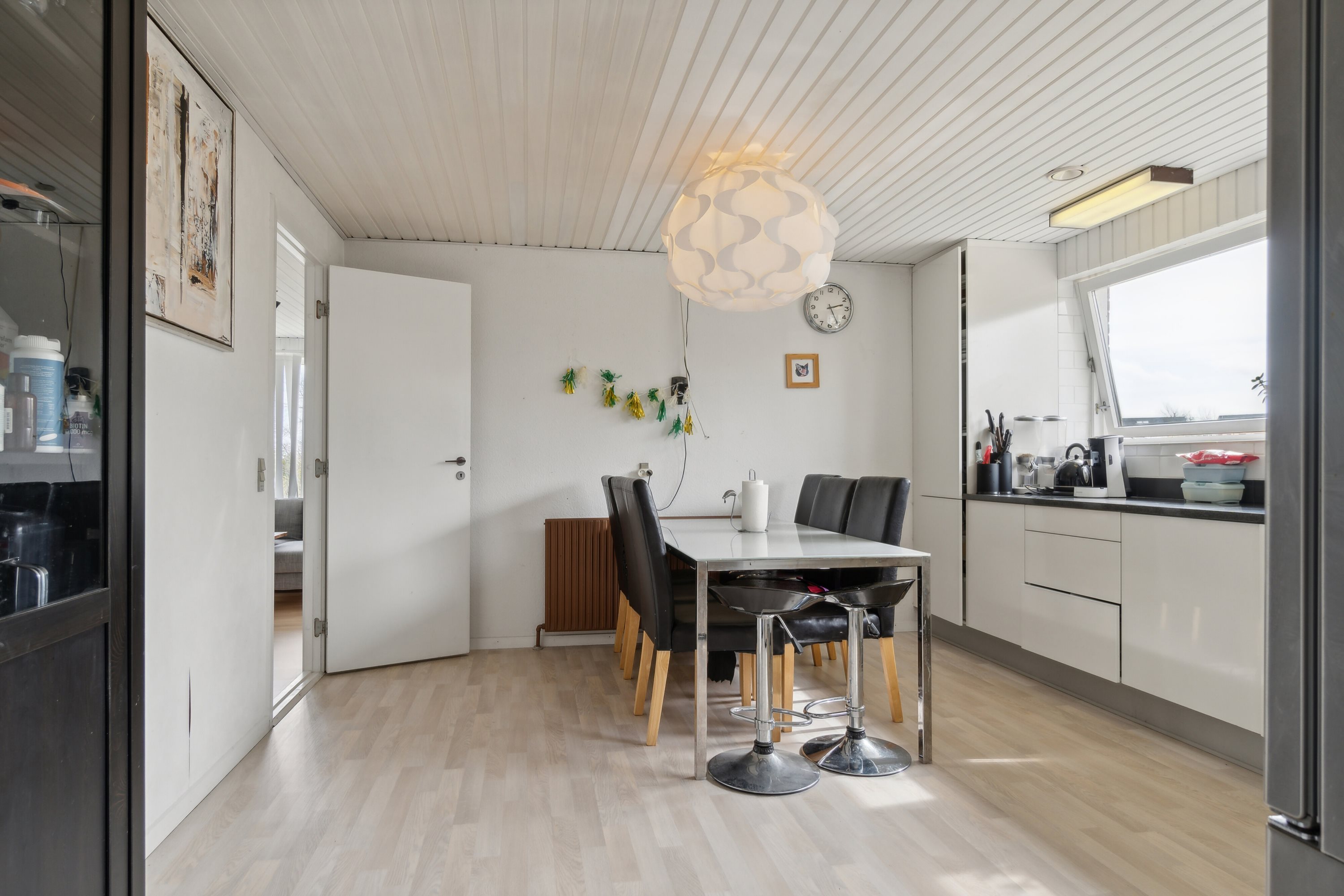 Fremhævet spisestue billede i fuldskærmstilstand. Billede af Skagensvej 87B, 9800 Hjørring