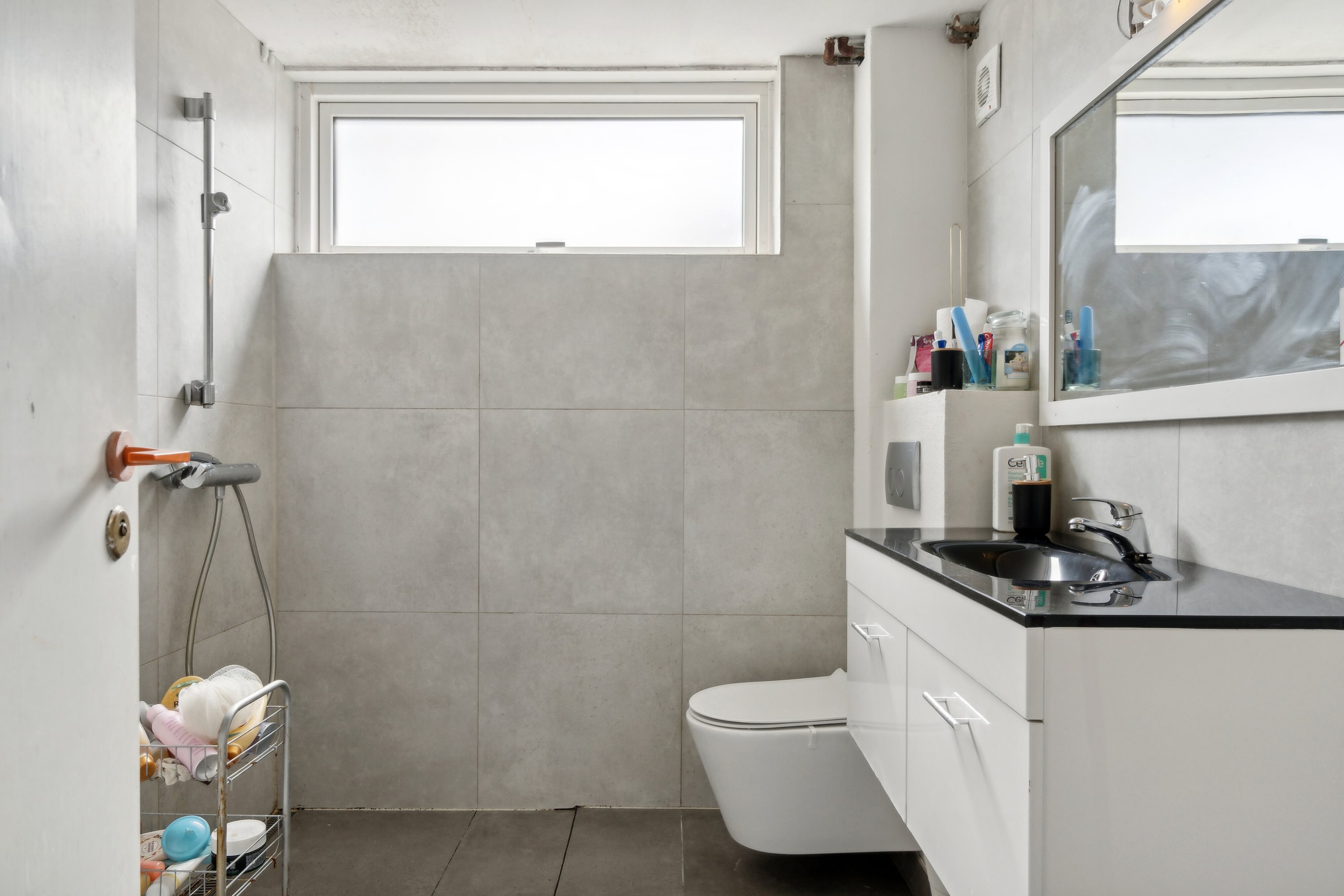 Fremhævet badeværelse billede i fuldskærmstilstand. Billede af Skagensvej 87B, 9800 Hjørring