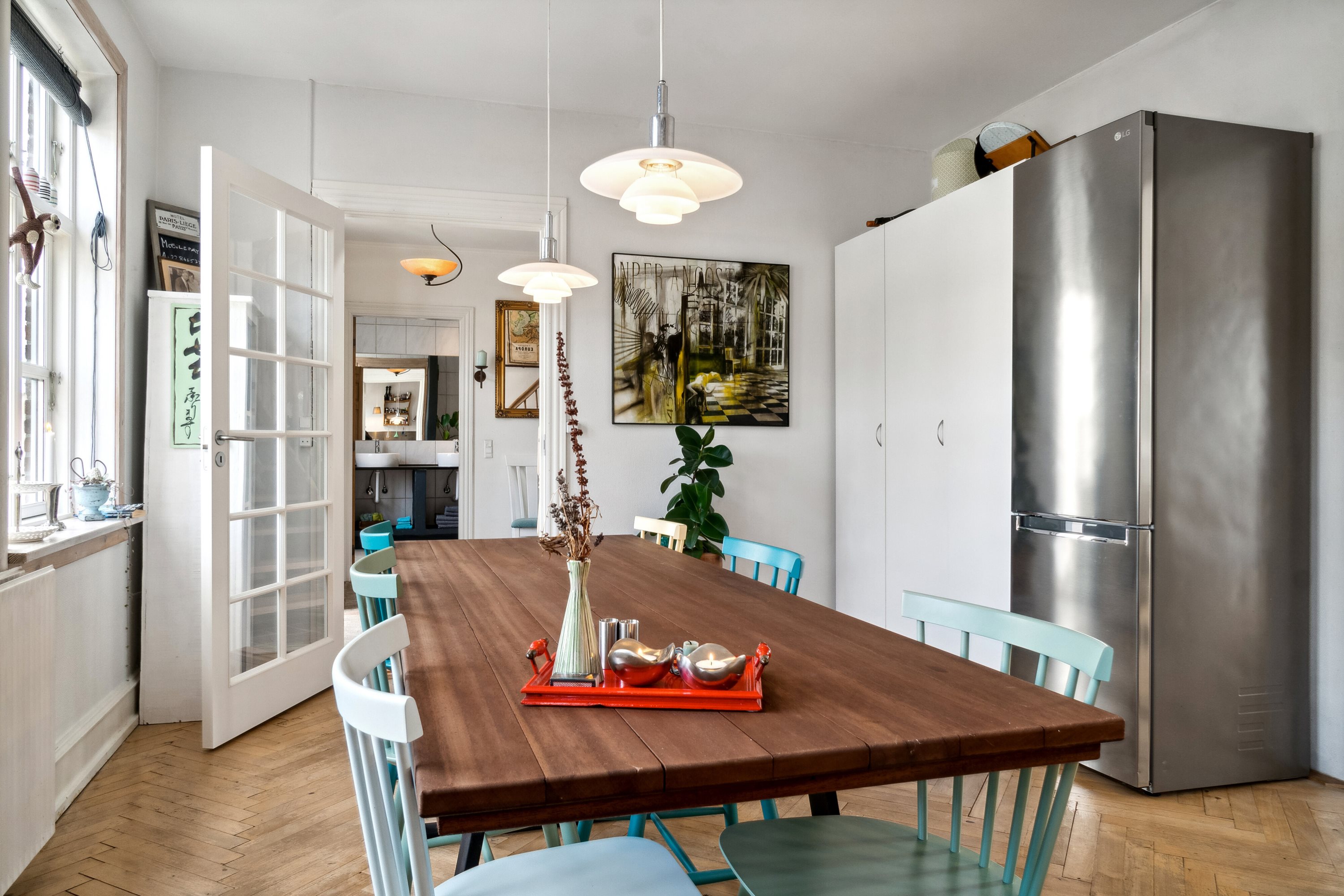 Fremhævet spisestue billede i fuldskærmstilstand. Billede af Køng Kirkevej 7a og 7b, 4750 Lundby