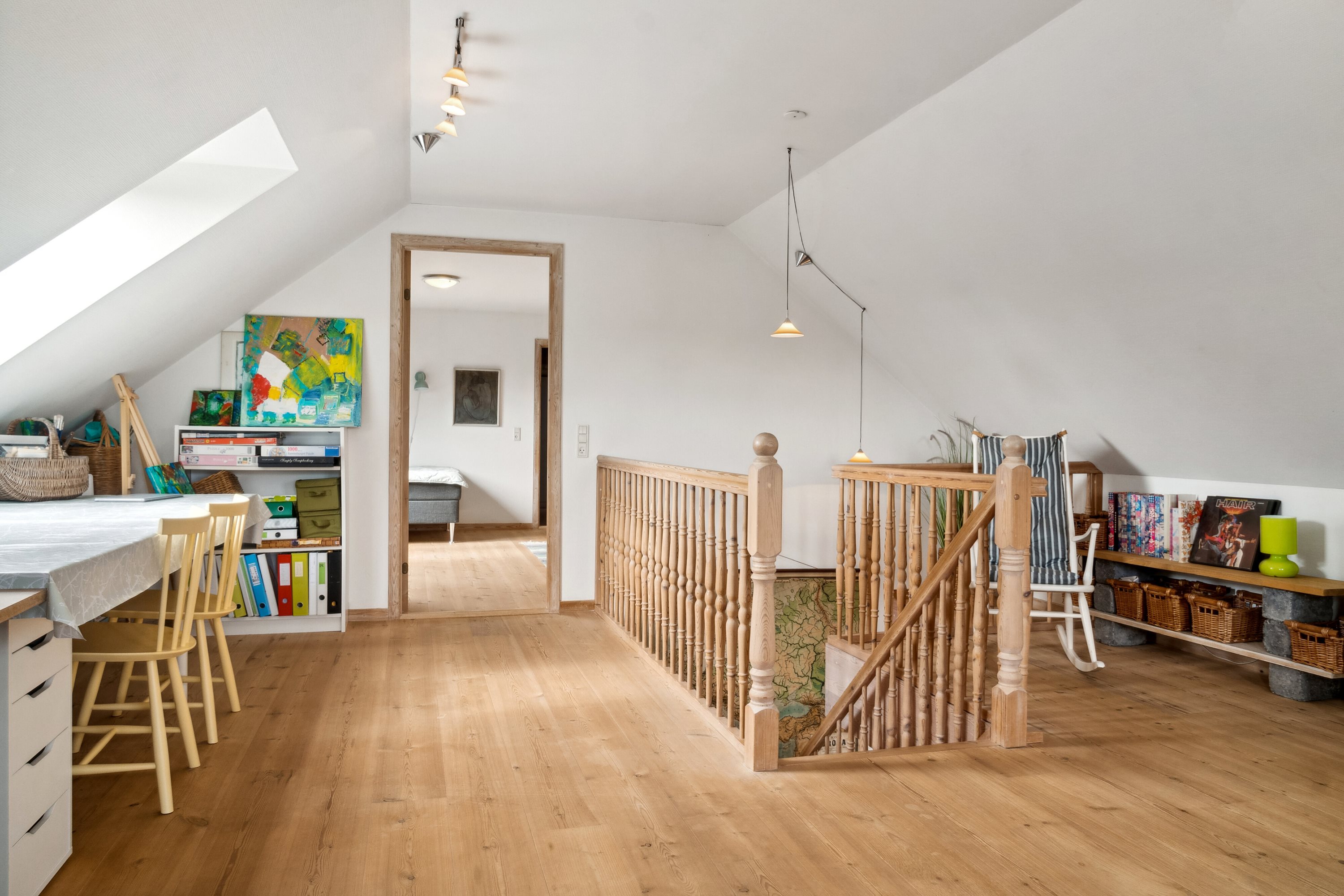 Fremhævet indendørs billede i fuldskærmstilstand. Billede af Køng Kirkevej 7a og 7b, 4750 Lundby