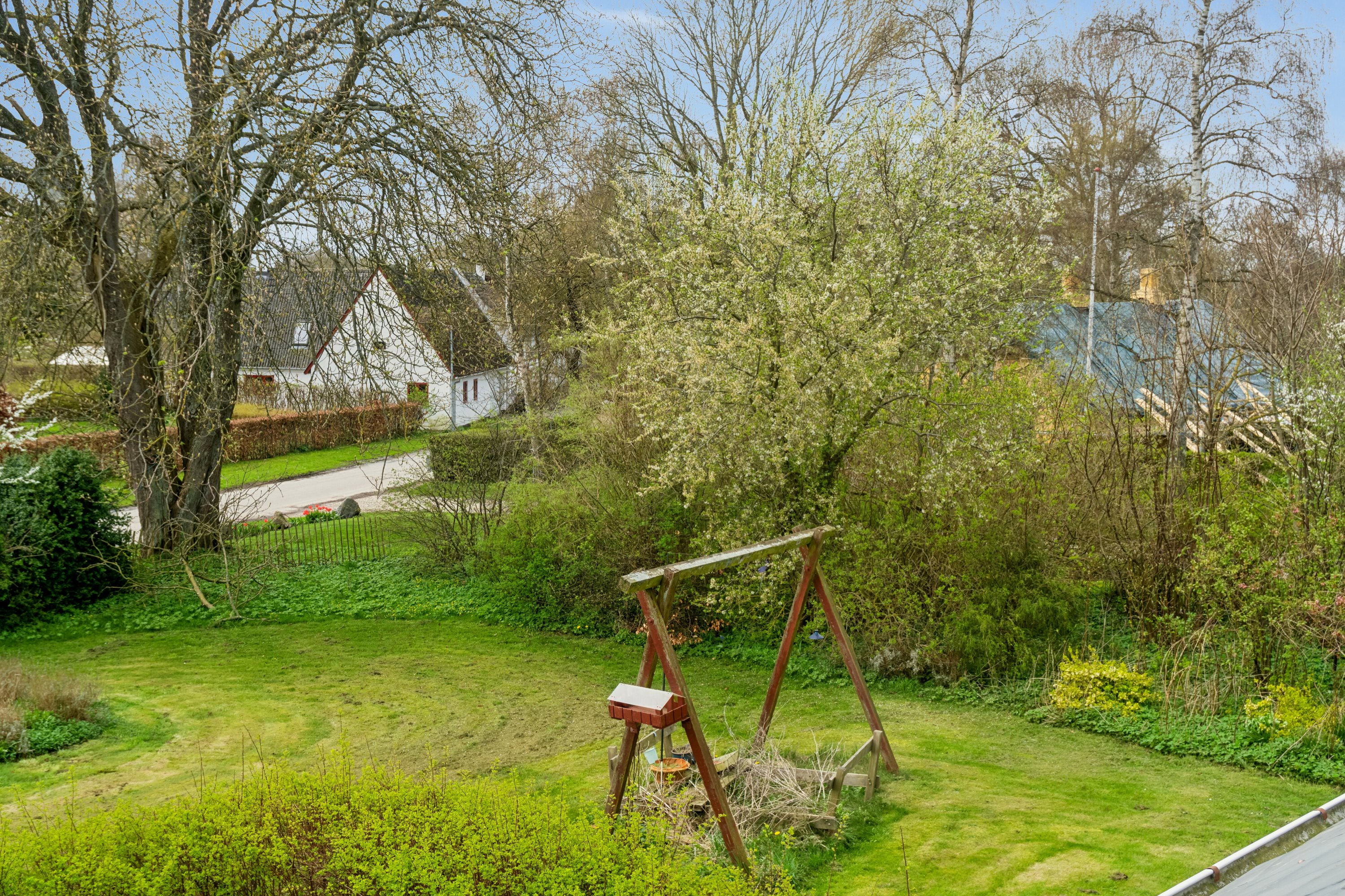 Fremhævet udendørs billede i fuldskærmstilstand. Billede af Køng Kirkevej 7a og 7b, 4750 Lundby