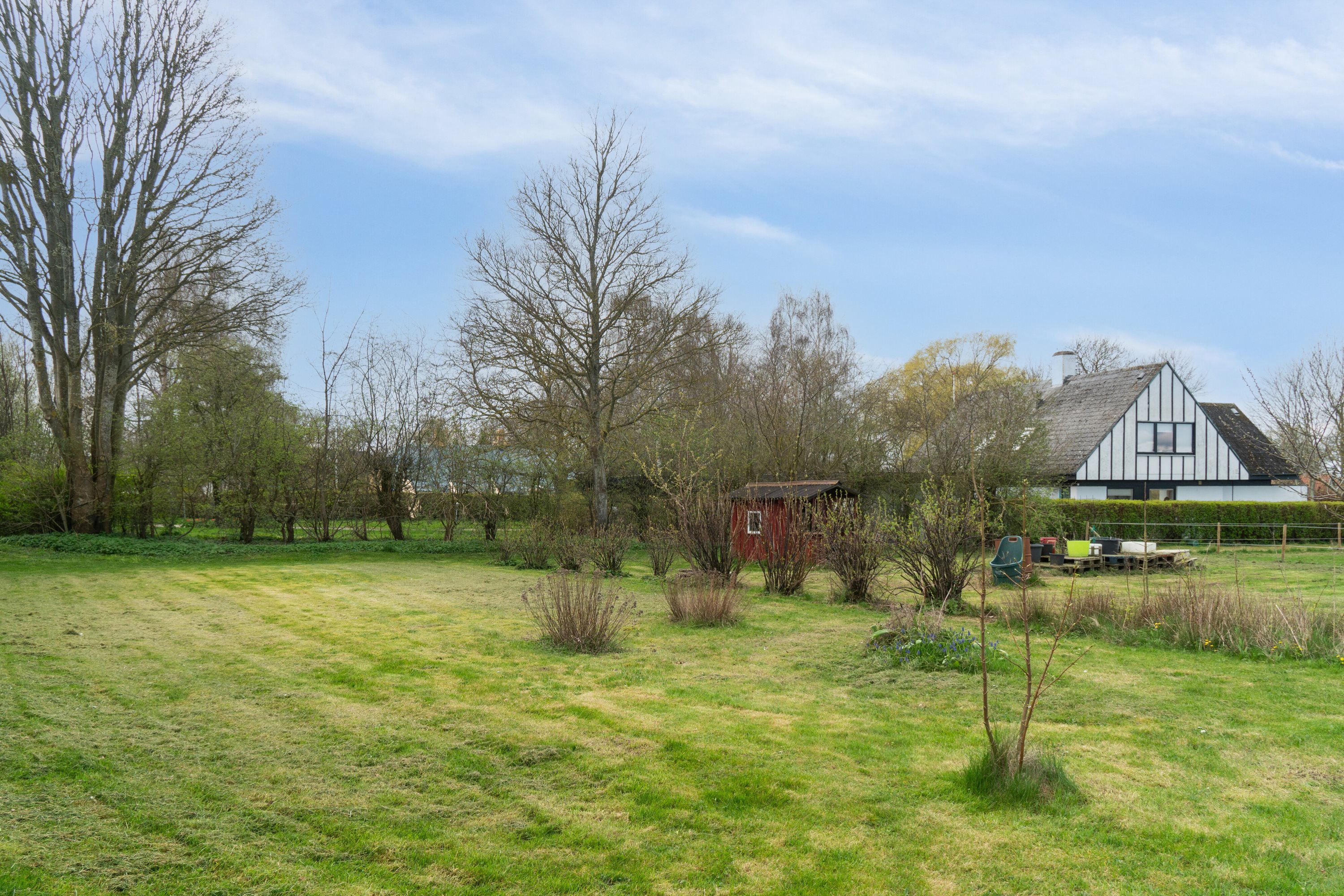 Fremhævet udendørs billede i fuldskærmstilstand. Billede af Køng Kirkevej 7a og 7b, 4750 Lundby