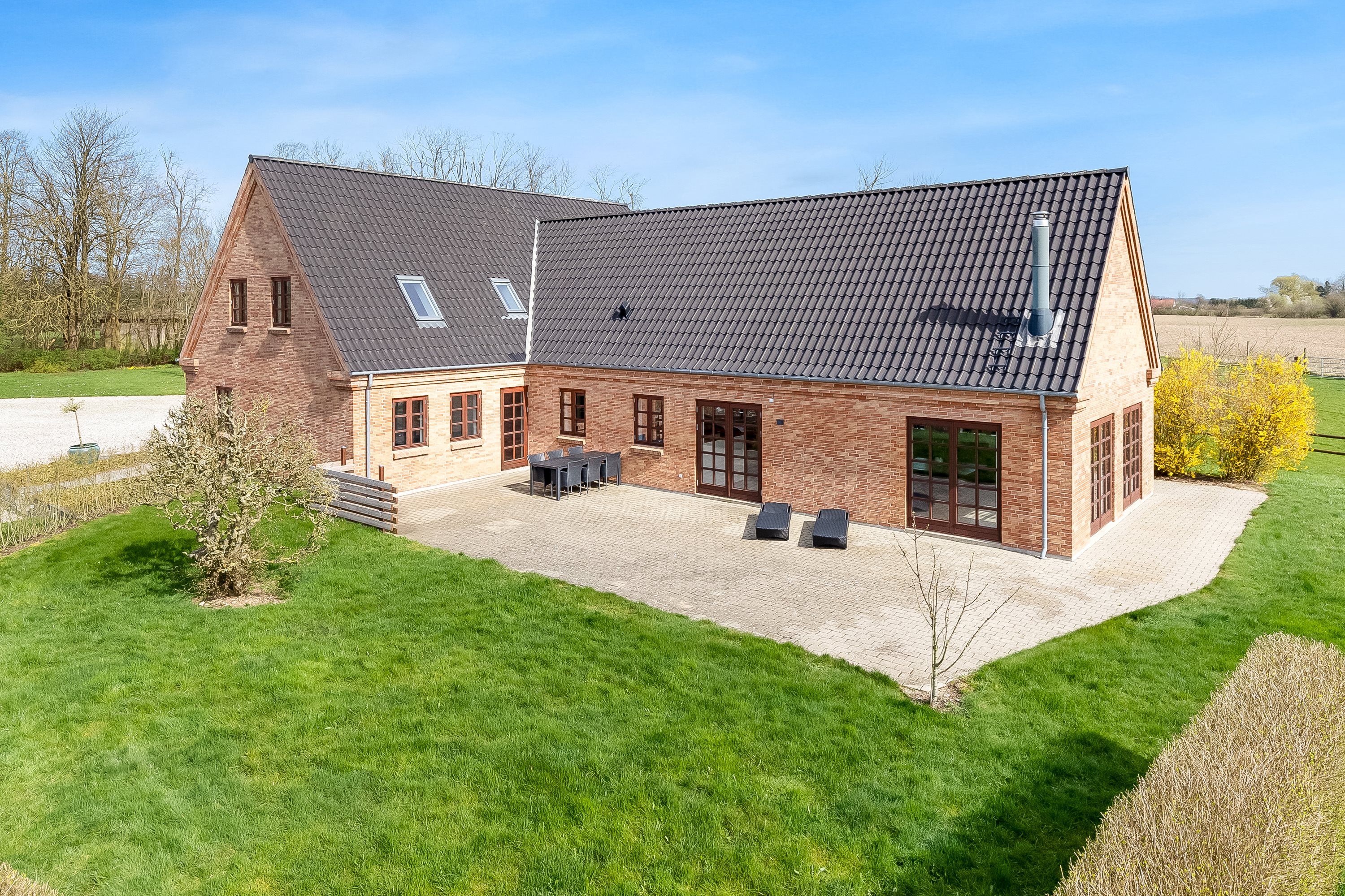 Miniaturebillede 1: mastefoto. Billede af Koldingvej 623, Tiufkær, 7100 Vejle