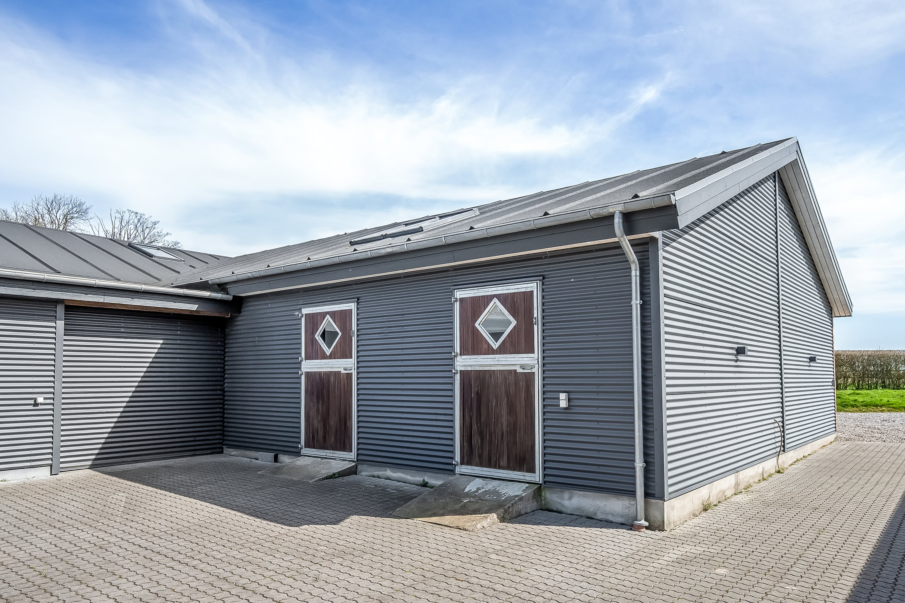 Fremhævet erhverv billede i fuldskærmstilstand. Billede af Koldingvej 623, Tiufkær, 7100 Vejle