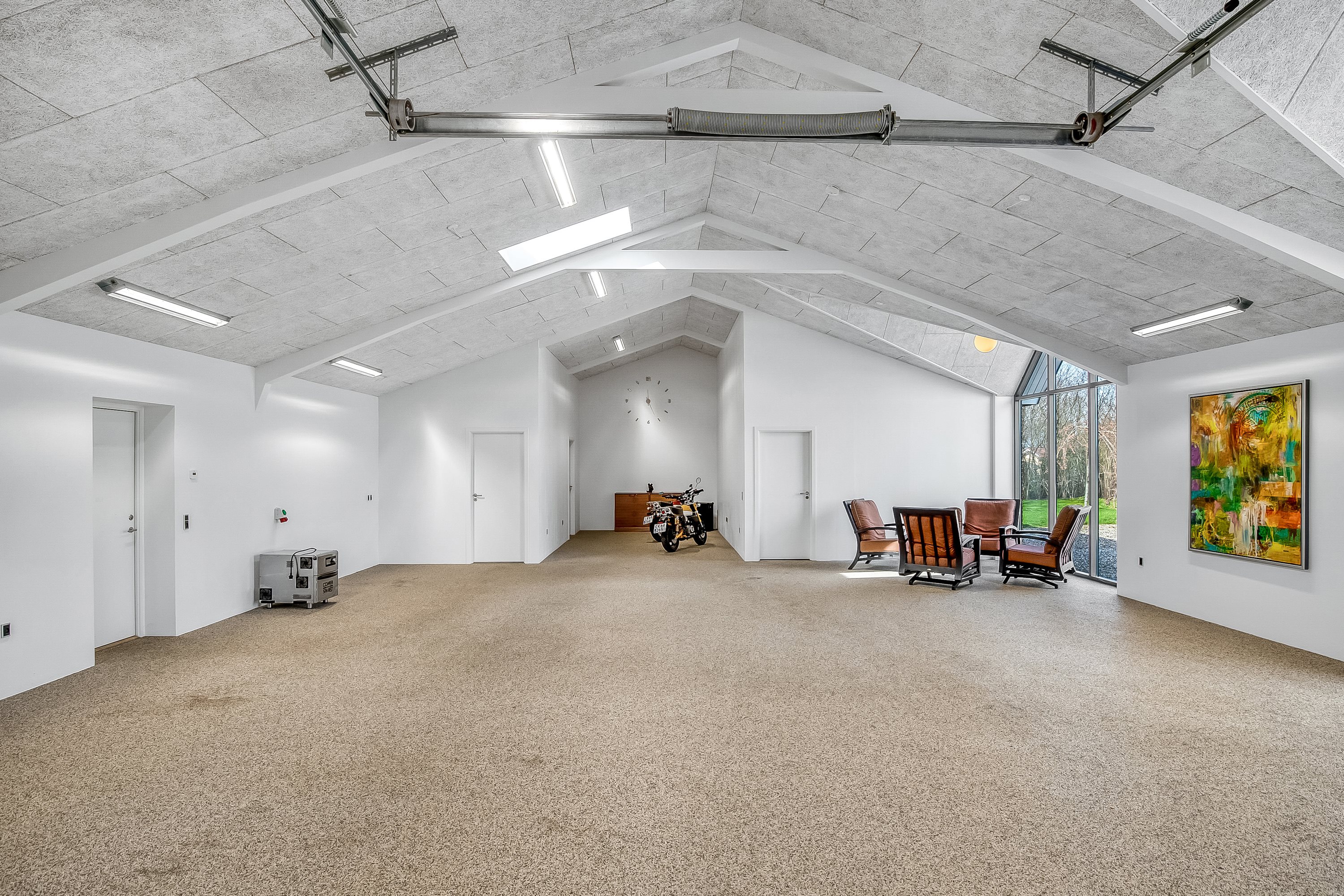 Fremhævet erhverv billede i fuldskærmstilstand. Billede af Koldingvej 623, Tiufkær, 7100 Vejle