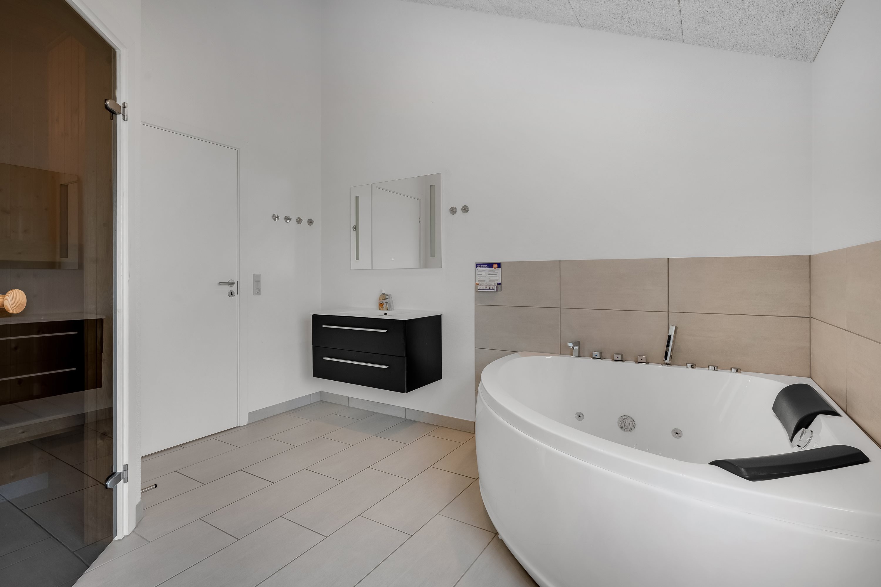 Fremhævet badeværelse billede i fuldskærmstilstand. Billede af Horizonvej 7, Vrist, 7673 Harboøre