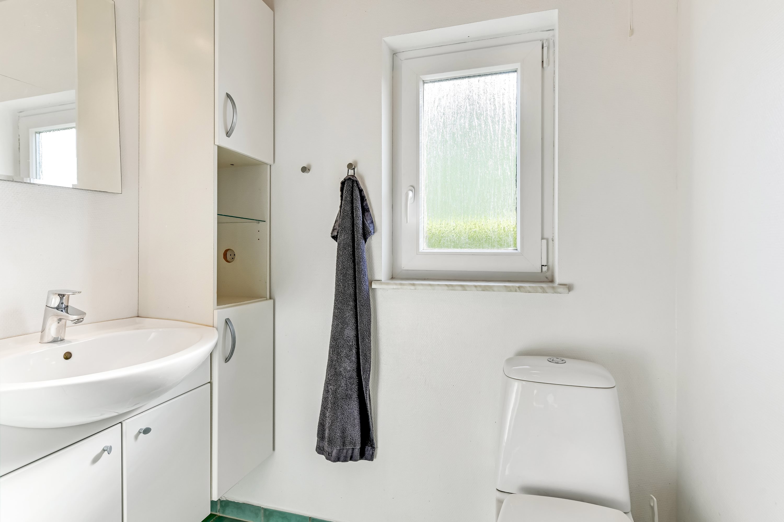 Fremhævet toilet billede i fuldskærmstilstand. Billede af Hovborgvej 30Q, 7200 Grindsted