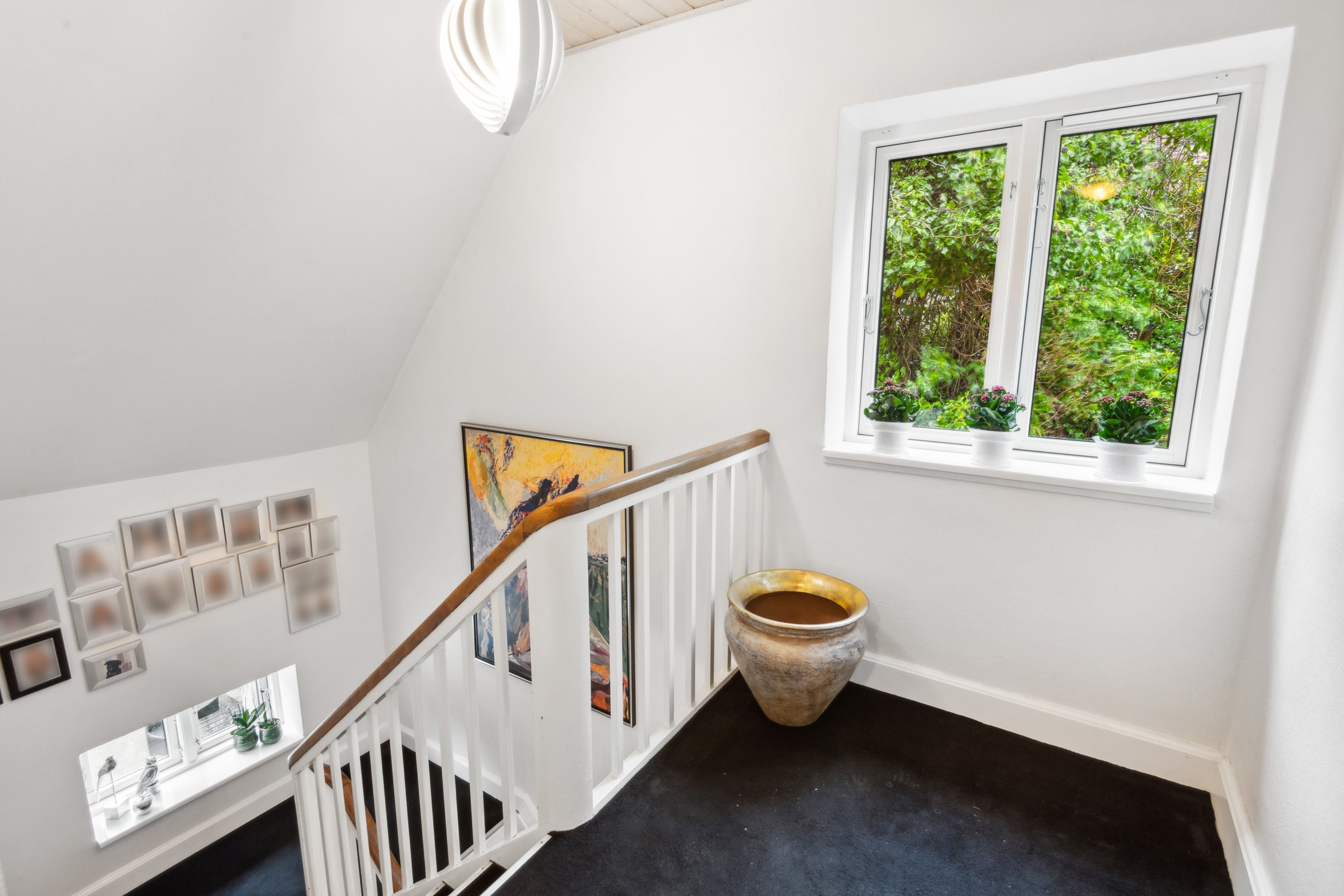 Fremhævet trappe billede i fuldskærmstilstand. Billede af Th. Sauers Vej 21, 9000 Aalborg