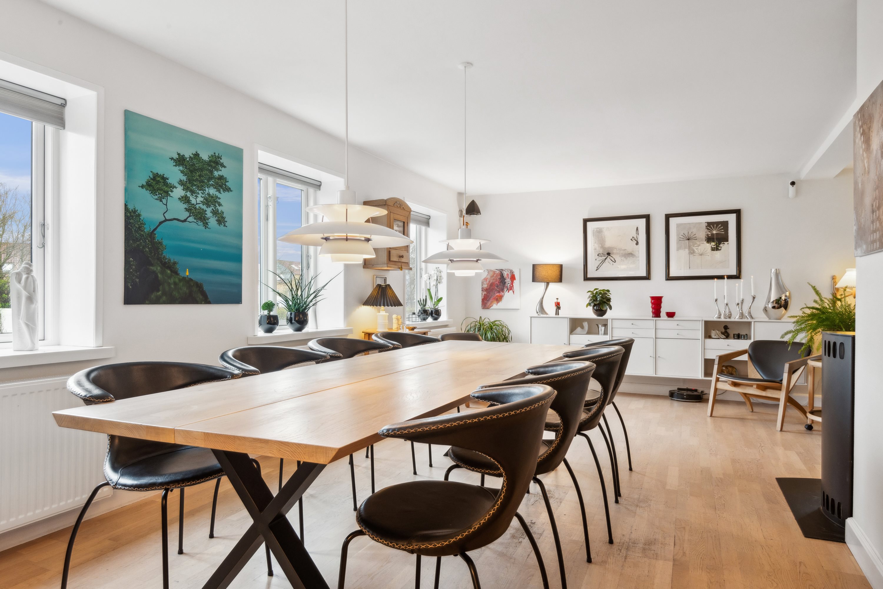 Fremhævet stue billede i fuldskærmstilstand. Billede af Th. Sauers Vej 21, 9000 Aalborg