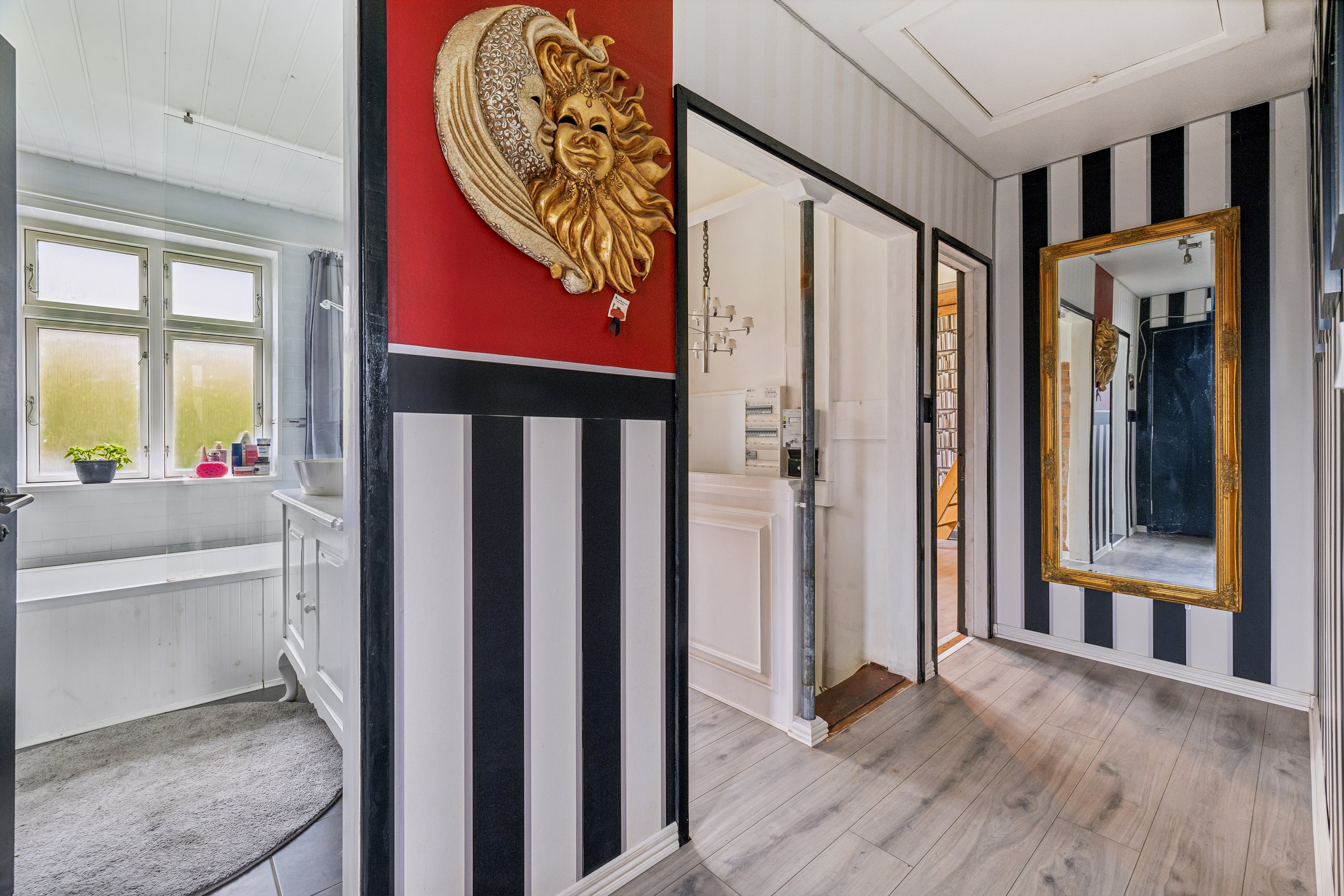 Fremhævet hall billede i fuldskærmstilstand. Billede af Engmosevej 27, 5610 Assens