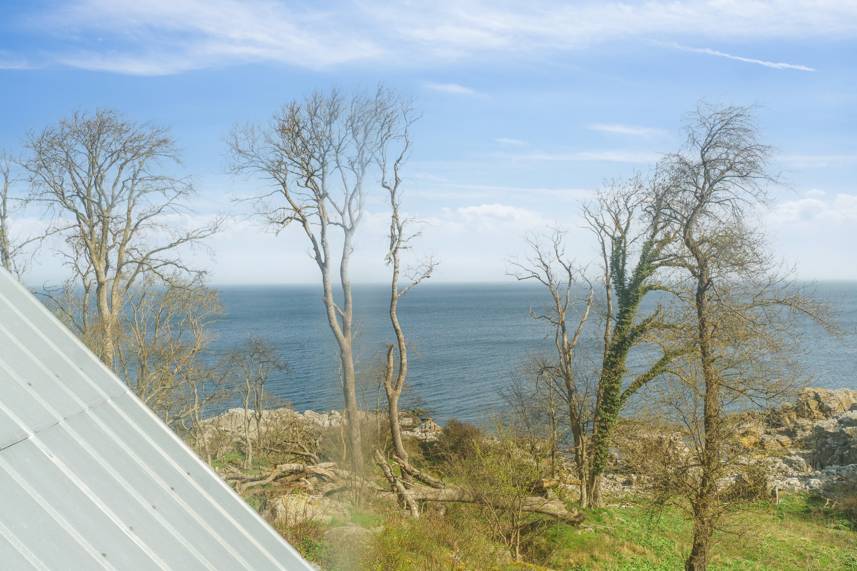 Fremhævet udendørs billede i fuldskærmstilstand. Billede af Randkløvevej 28, Saltuna, 3751 Østermarie