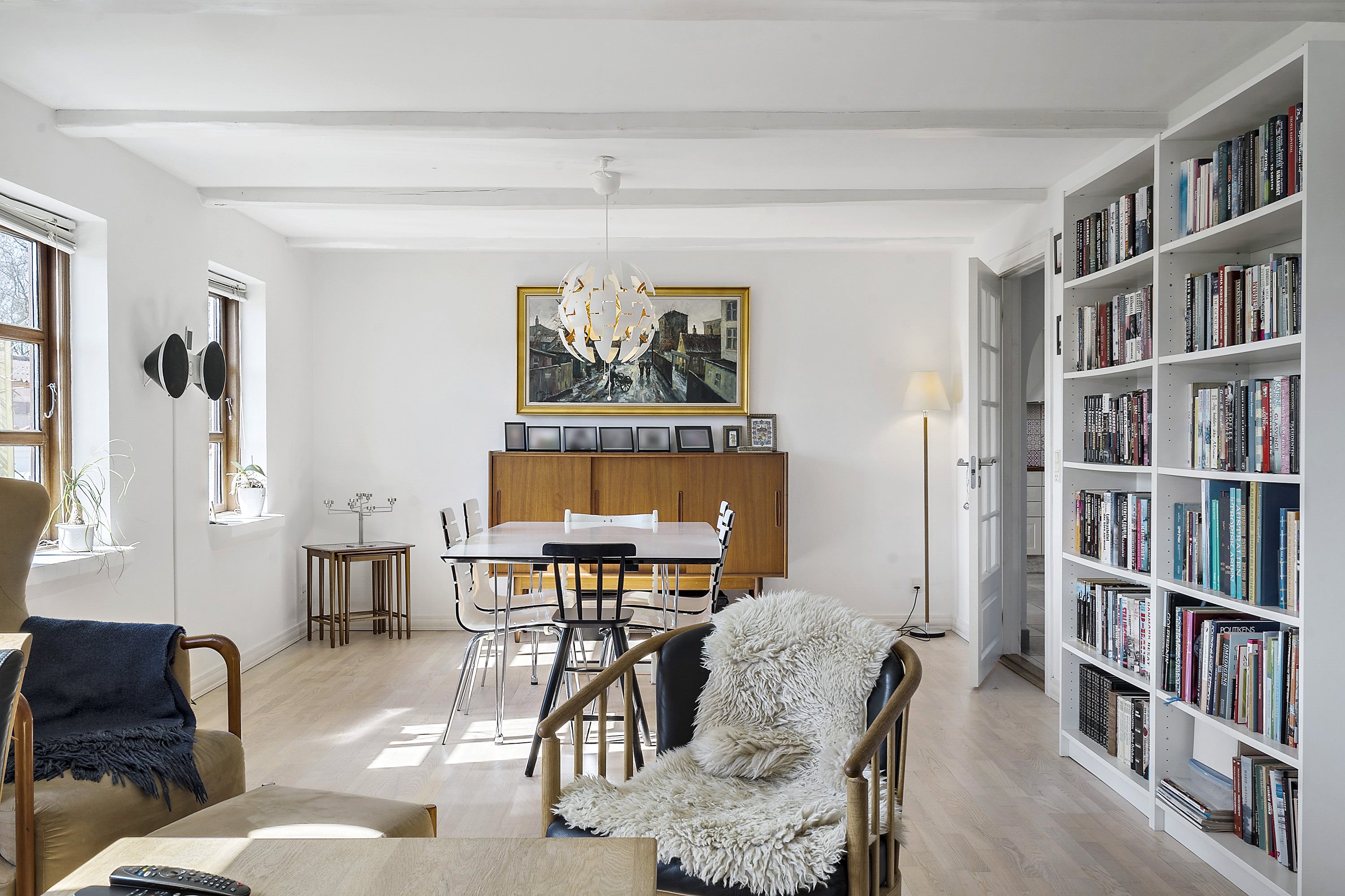 Fremhævet stue billede i fuldskærmstilstand. Billede af Nørbysvej 11, Nørre Nissum, 7620 Lemvig