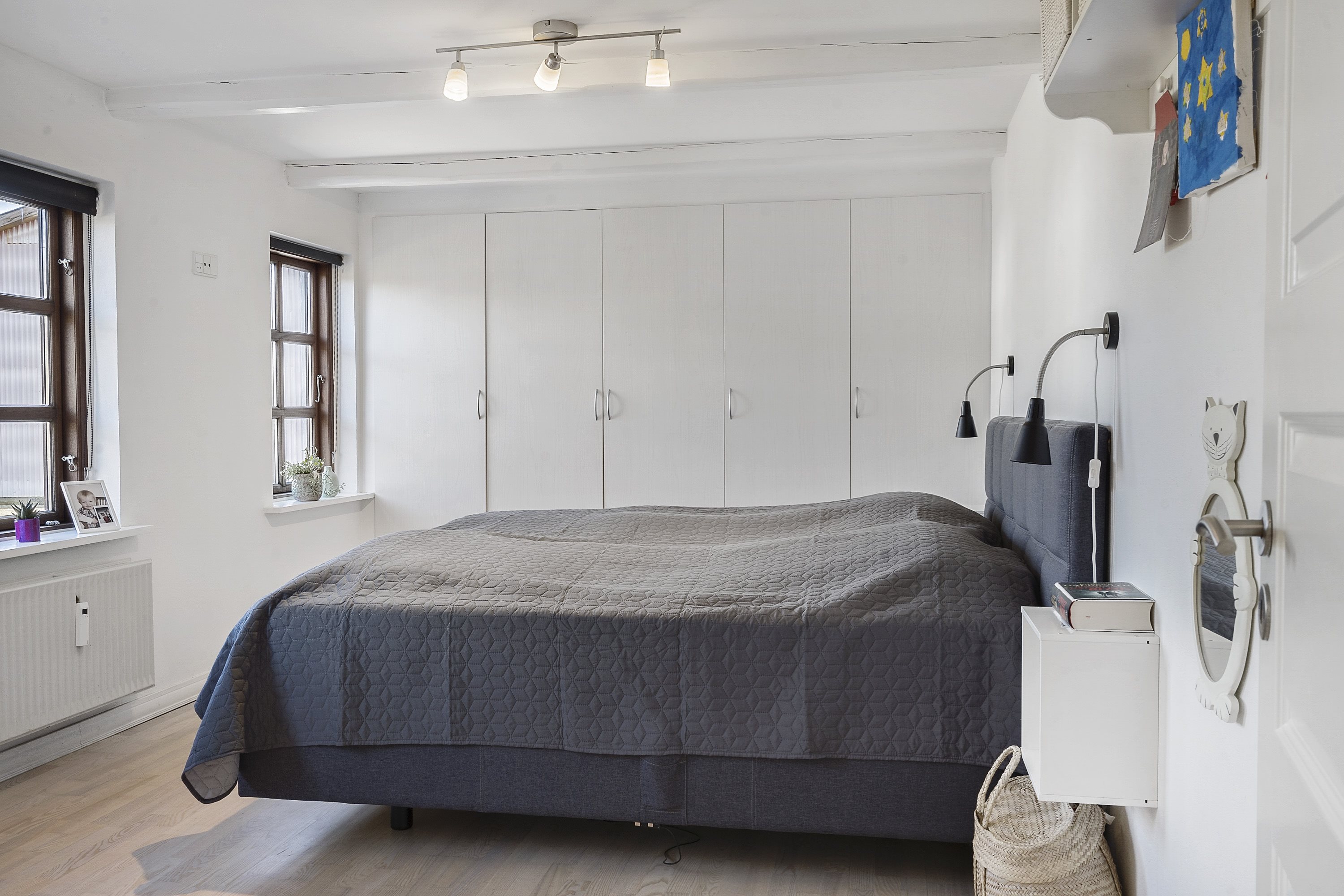 Fremhævet soveværelse billede i fuldskærmstilstand. Billede af Nørbysvej 11, Nørre Nissum, 7620 Lemvig