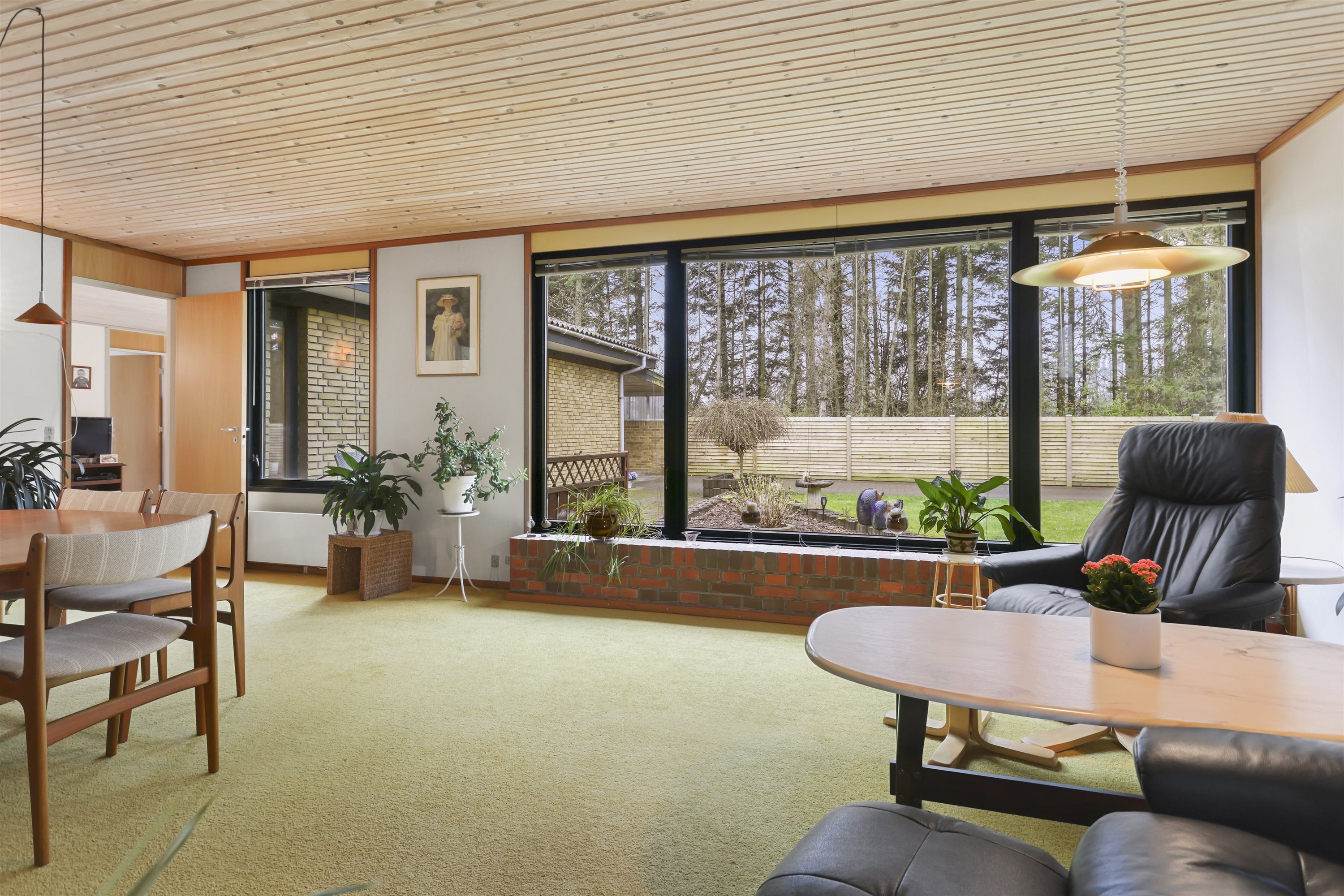 Fremhævet stue billede i fuldskærmstilstand. Billede af Møllevej 13, Lyngså, 9300 Sæby