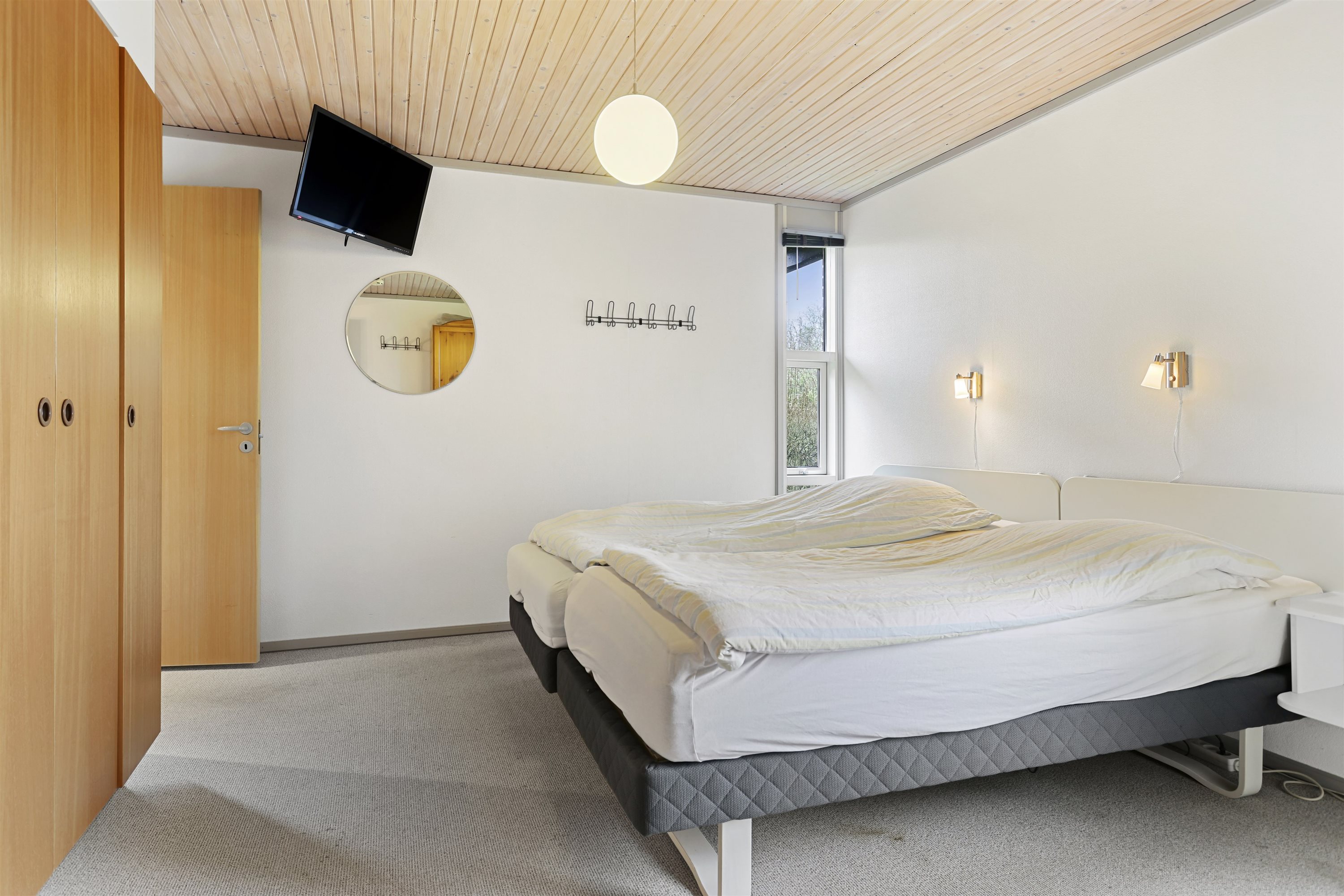 Fremhævet soveværelse billede i fuldskærmstilstand. Billede af Møllevej 13, Lyngså, 9300 Sæby