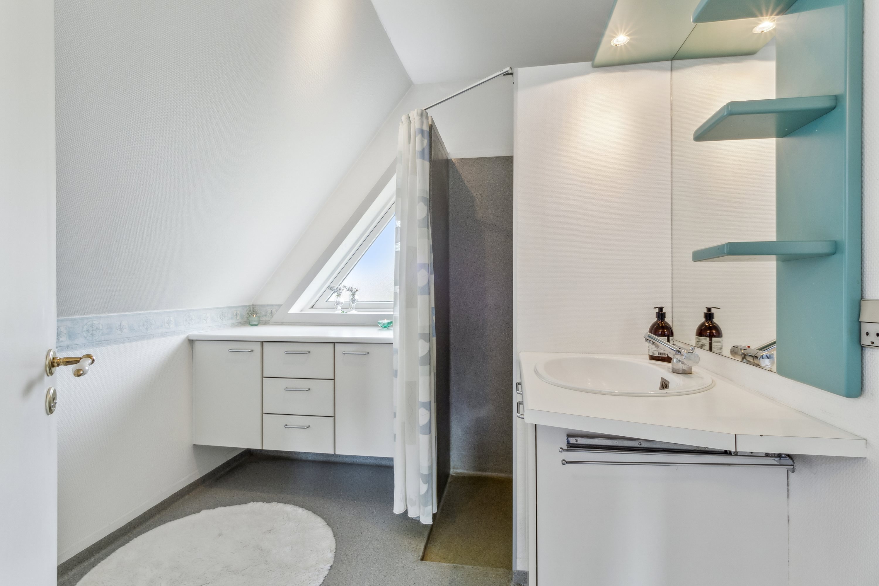 Fremhævet badeværelse billede i fuldskærmstilstand. Billede af Hvitfeltsgade 16, 7800 Skive