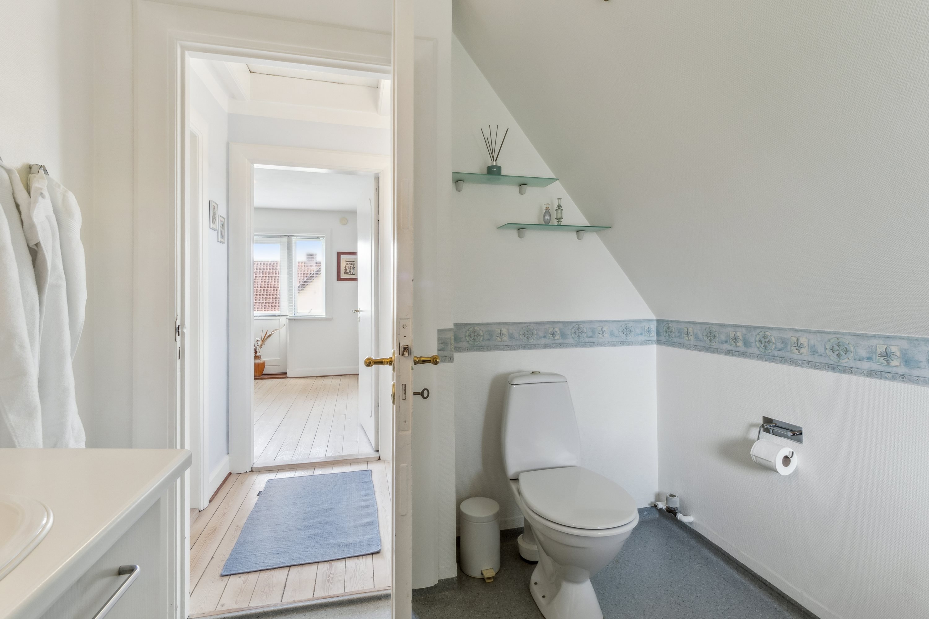 Fremhævet badeværelse billede i fuldskærmstilstand. Billede af Hvitfeltsgade 16, 7800 Skive