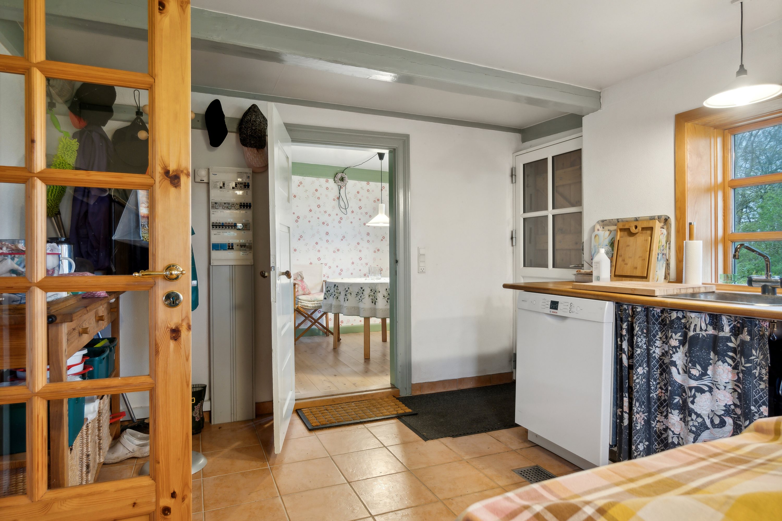 Fremhævet køkken billede i fuldskærmstilstand. Billede af Hundstrupvej 79, 5762 Vester Skerninge