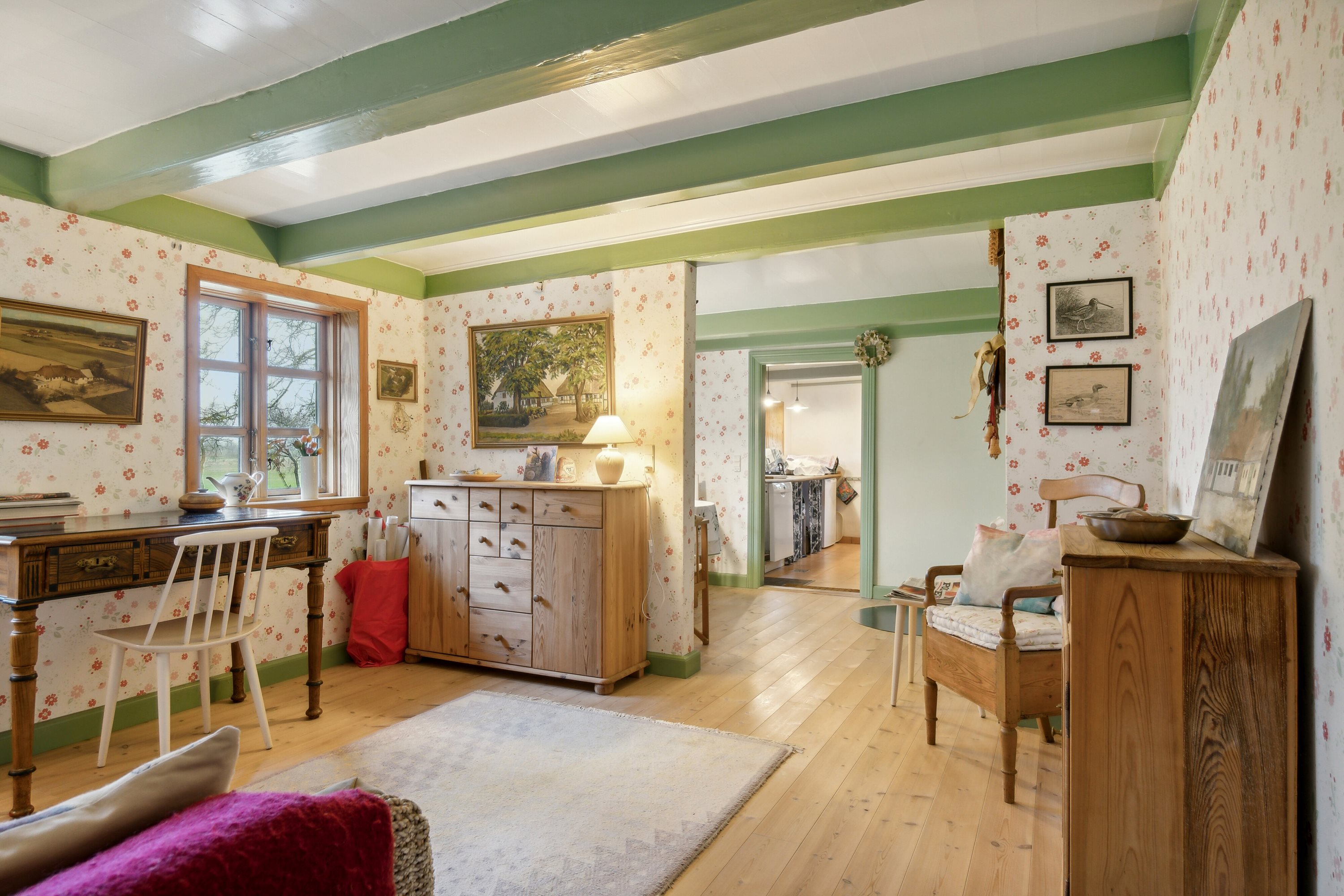 Fremhævet stue billede i fuldskærmstilstand. Billede af Hundstrupvej 79, 5762 Vester Skerninge