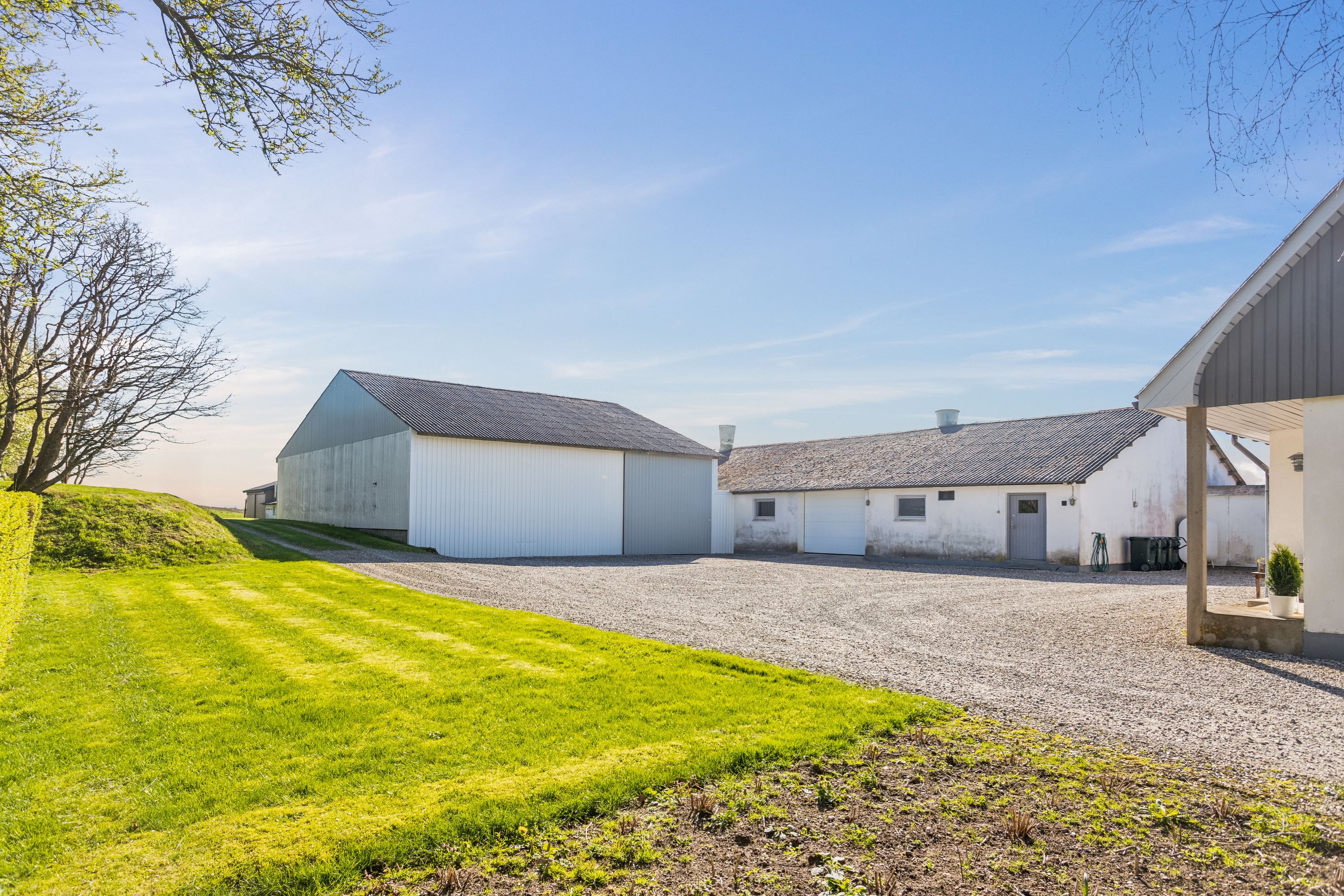 Fremhævet ejendom 1 billede i fuldskærmstilstand. Billede af Øksenhøjvej 19, Lime, 8544 Mørke