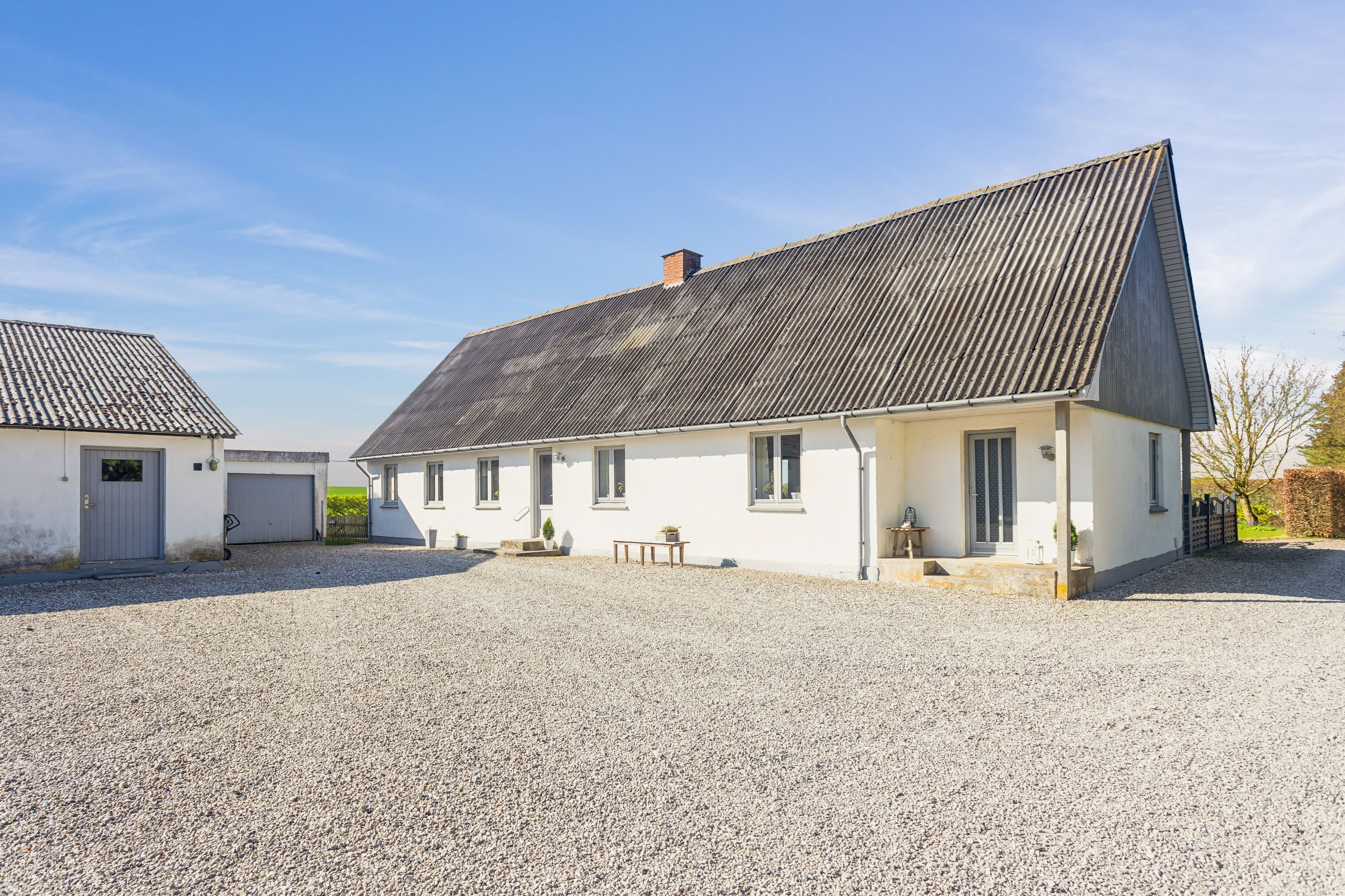 Fremhævet ejendom 1 billede i fuldskærmstilstand. Billede af Øksenhøjvej 19, Lime, 8544 Mørke