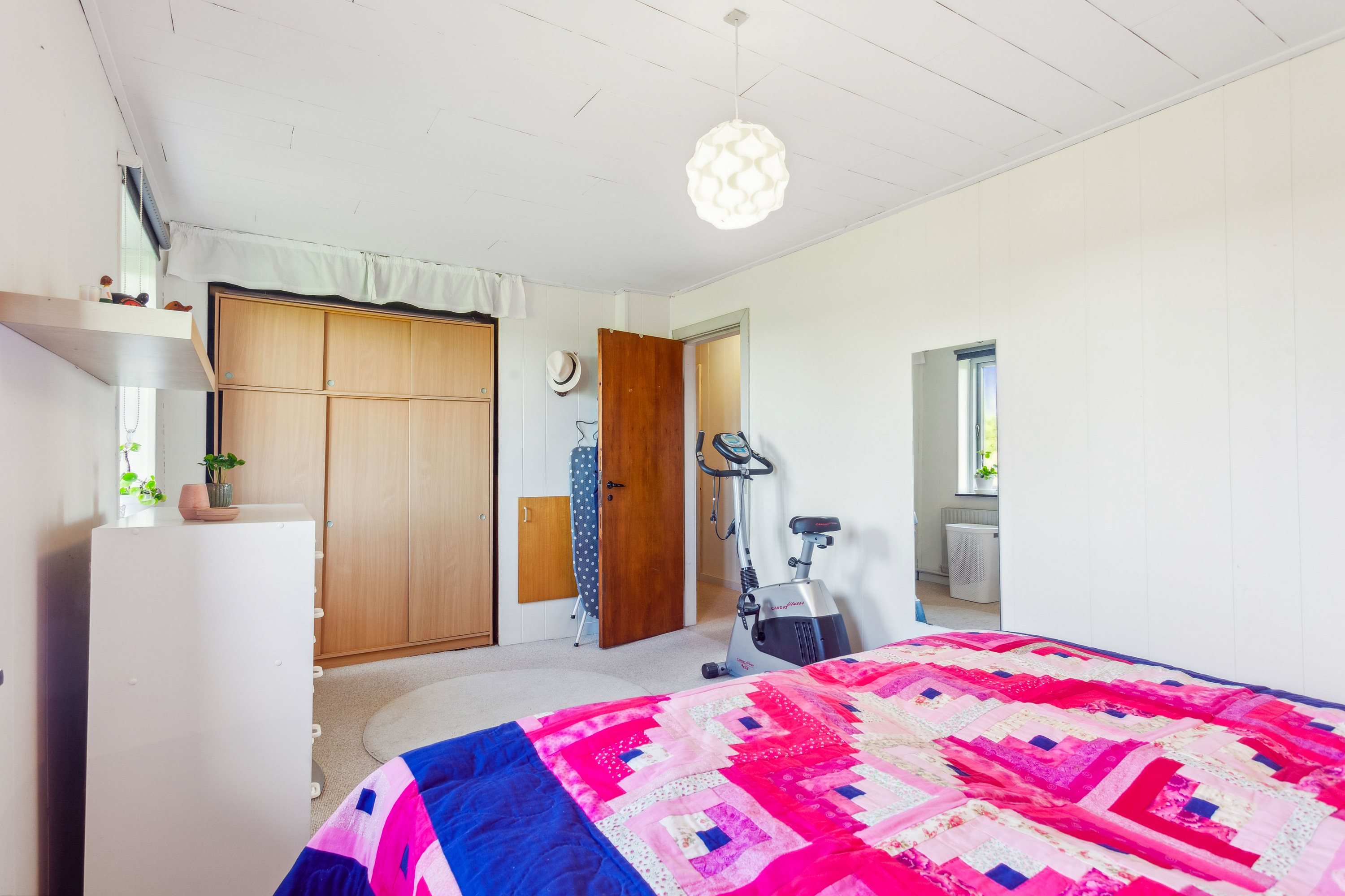 Fremhævet værelse billede i fuldskærmstilstand. Billede af Øksenhøjvej 19, Lime, 8544 Mørke