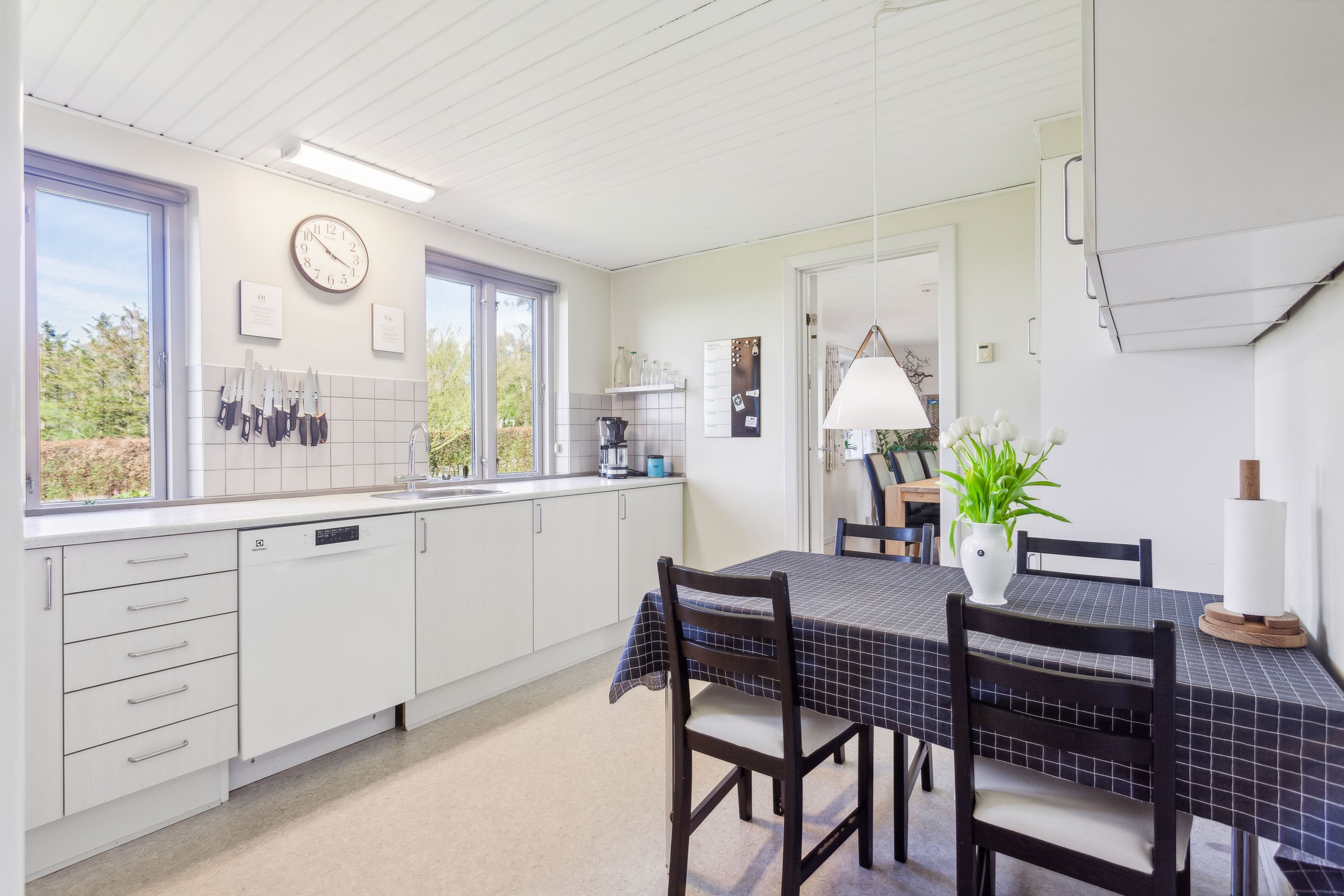 Miniaturebillede 2: køkken. Billede af Øksenhøjvej 19, Lime, 8544 Mørke