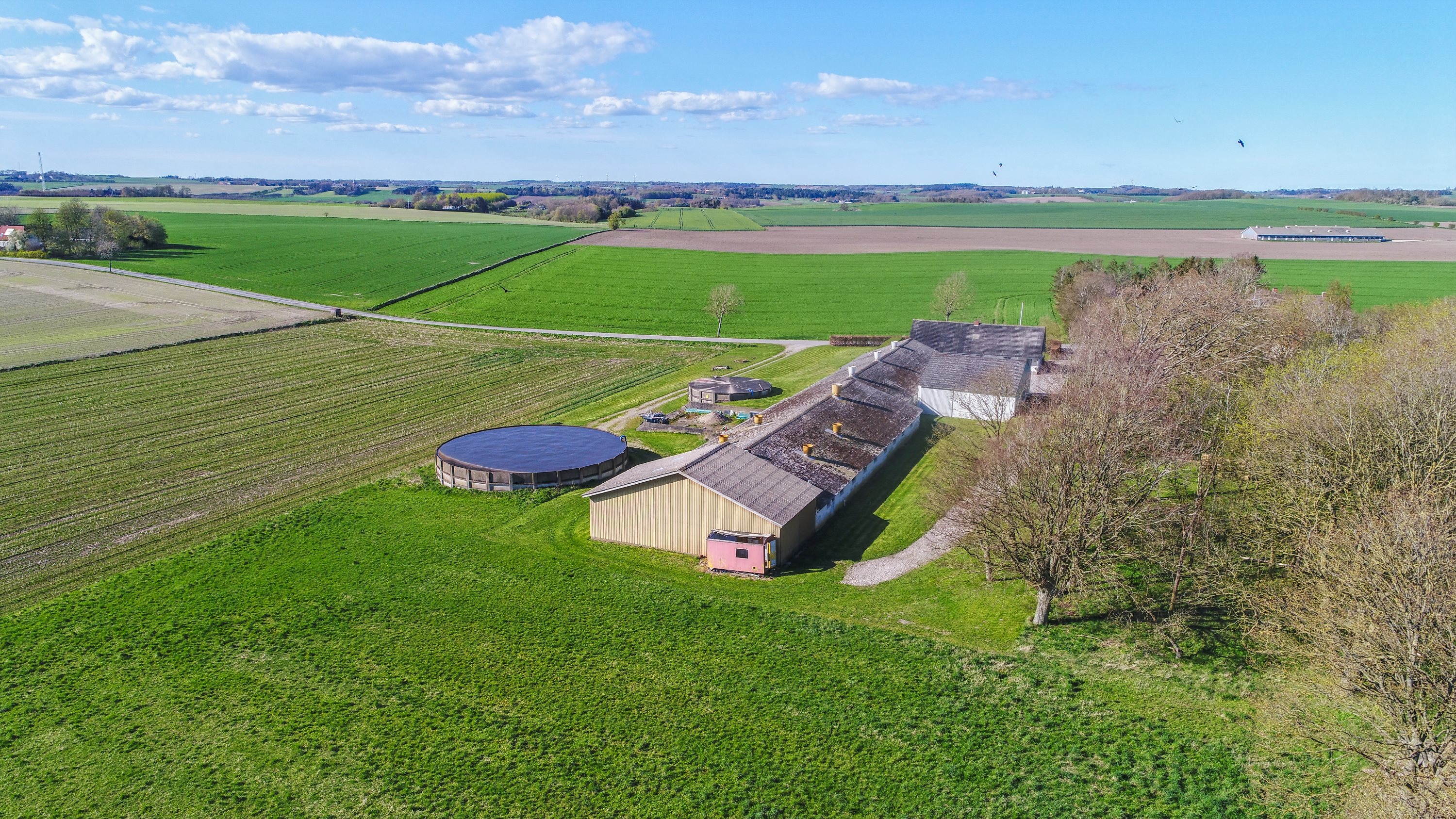 Fremhævet ejendom 1 billede i fuldskærmstilstand. Billede af Øksenhøjvej 19, Lime, 8544 Mørke