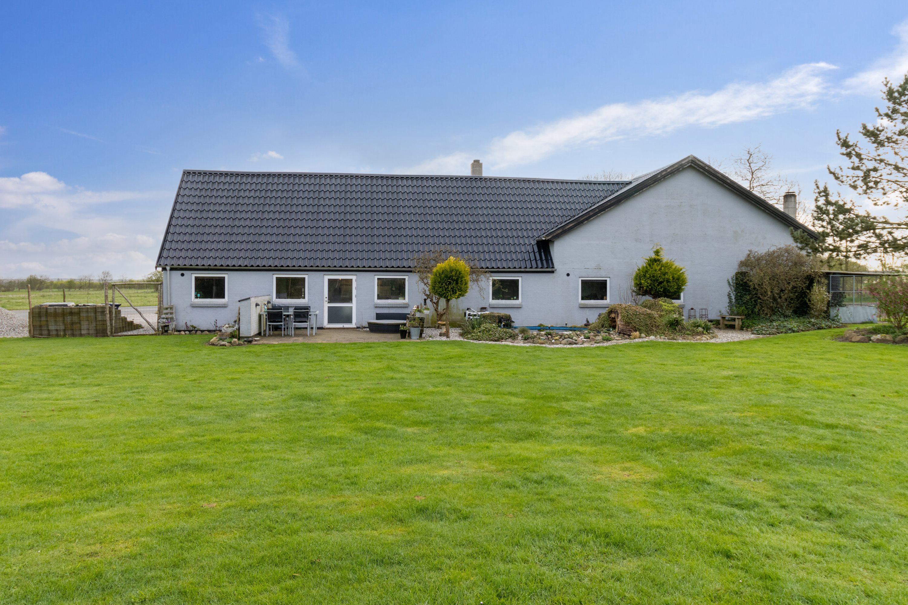 Villa: Ejendommen på Plougstrupvej 36, Jernvedlund, 6771 Gredstedbro